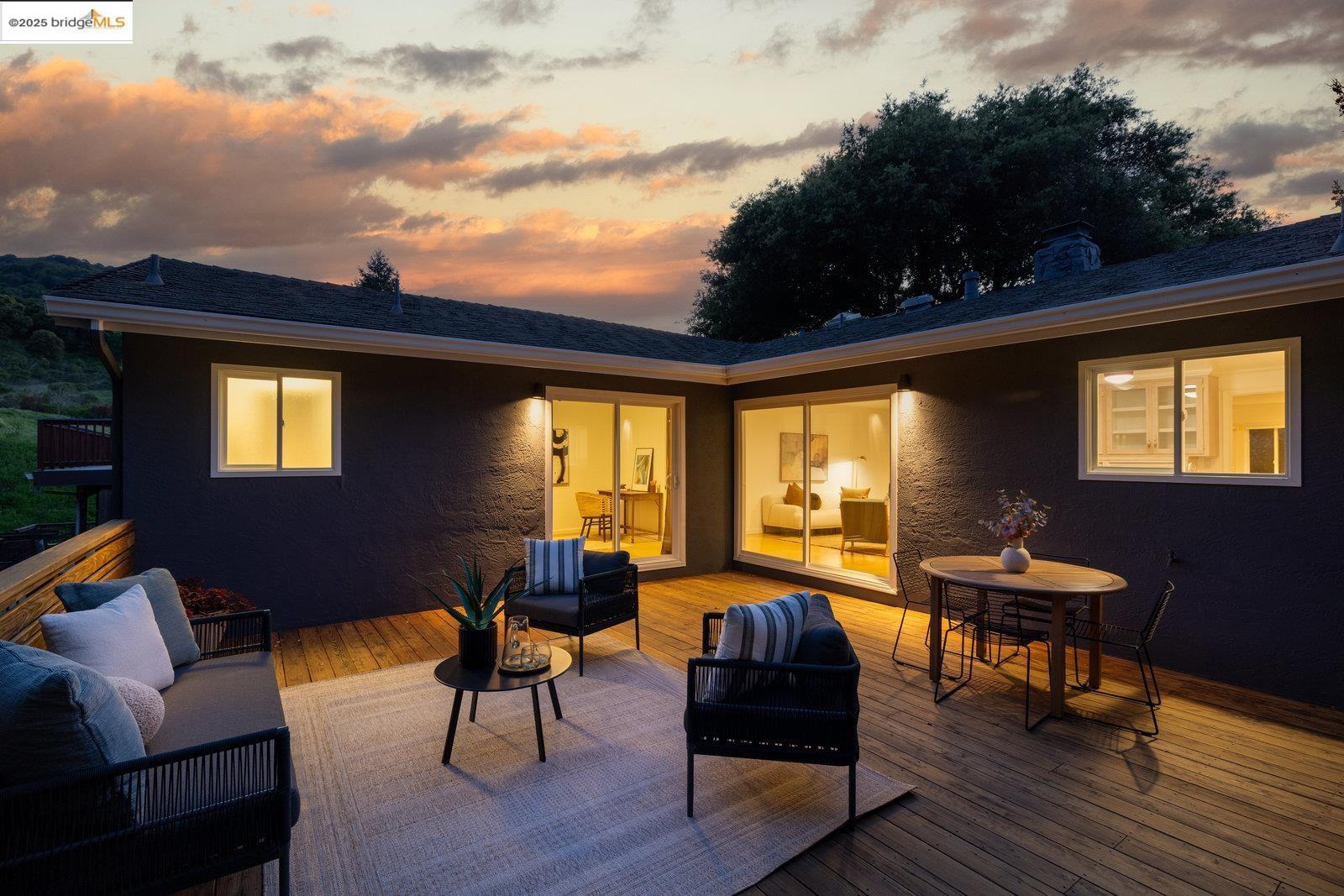 Detail Gallery Image 51 of 53 For 25 Cavoretto Ln, El Sobrante,  CA 94803 - 4 Beds | 2 Baths
