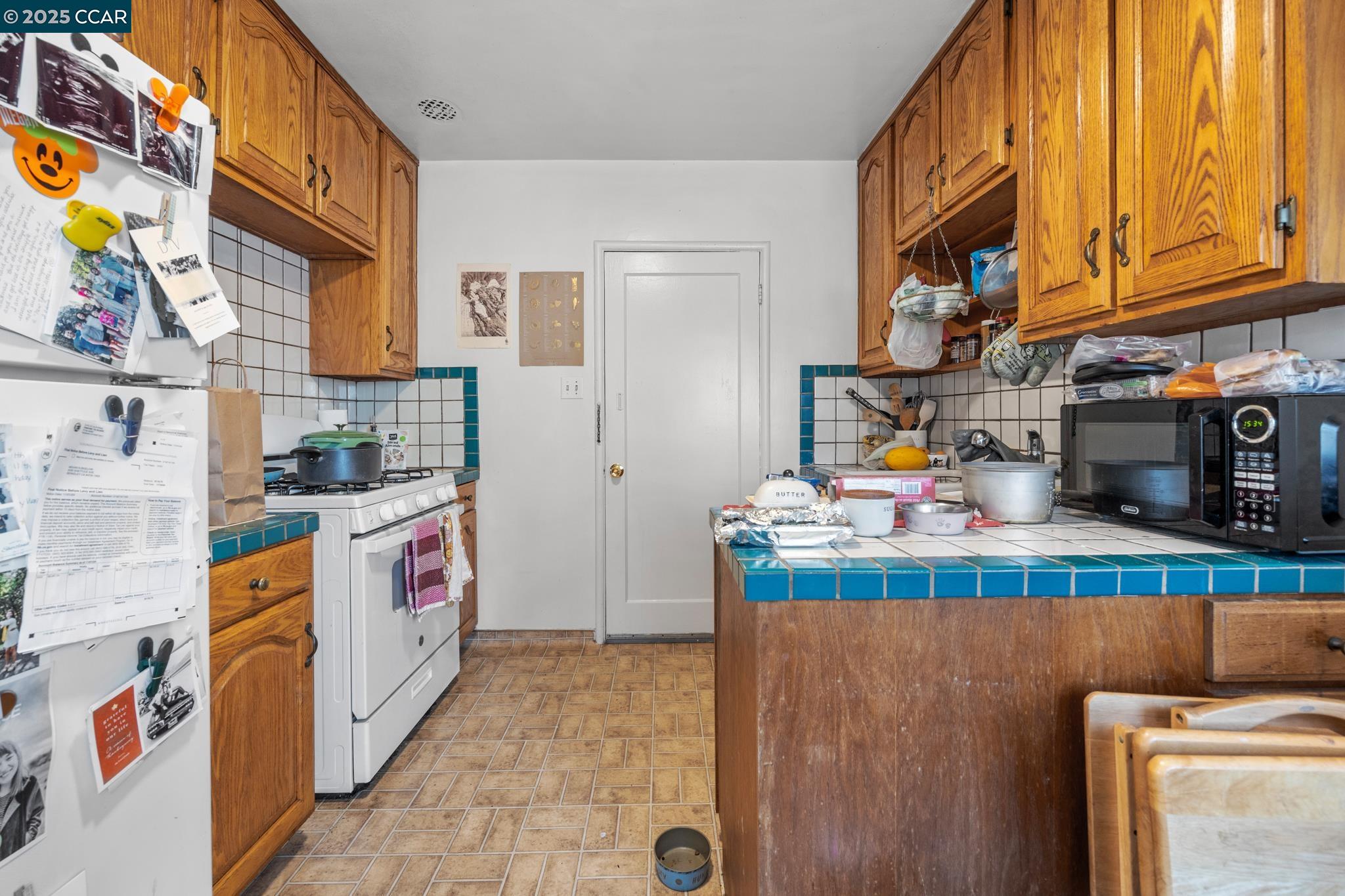 Detail Gallery Image 21 of 25 For 3038 Shattuck Ave, Berkeley,  CA 94705 - – Beds | – Baths