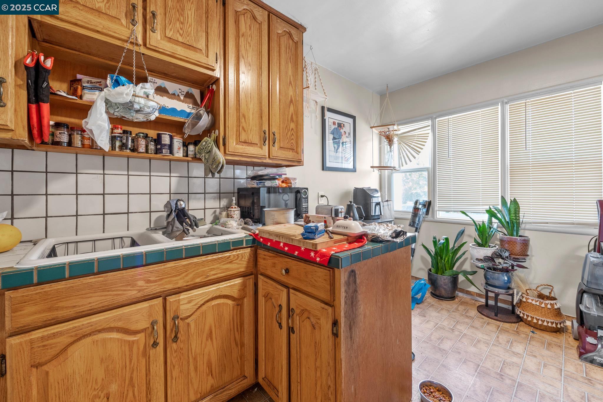 Detail Gallery Image 22 of 25 For 3038 Shattuck Ave, Berkeley,  CA 94705 - – Beds | – Baths