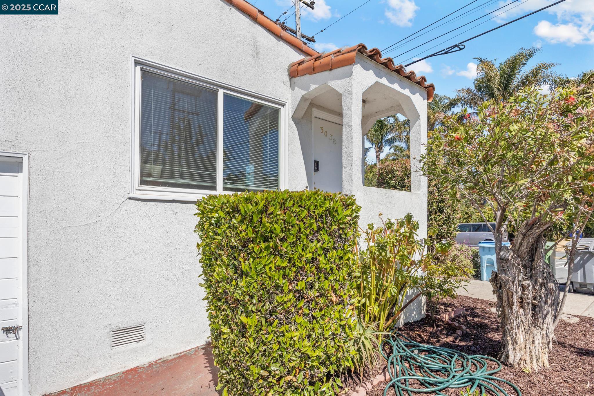 Detail Gallery Image 7 of 9 For 3038 Shattuck Ave, Berkeley,  CA 94705 - – Beds | – Baths