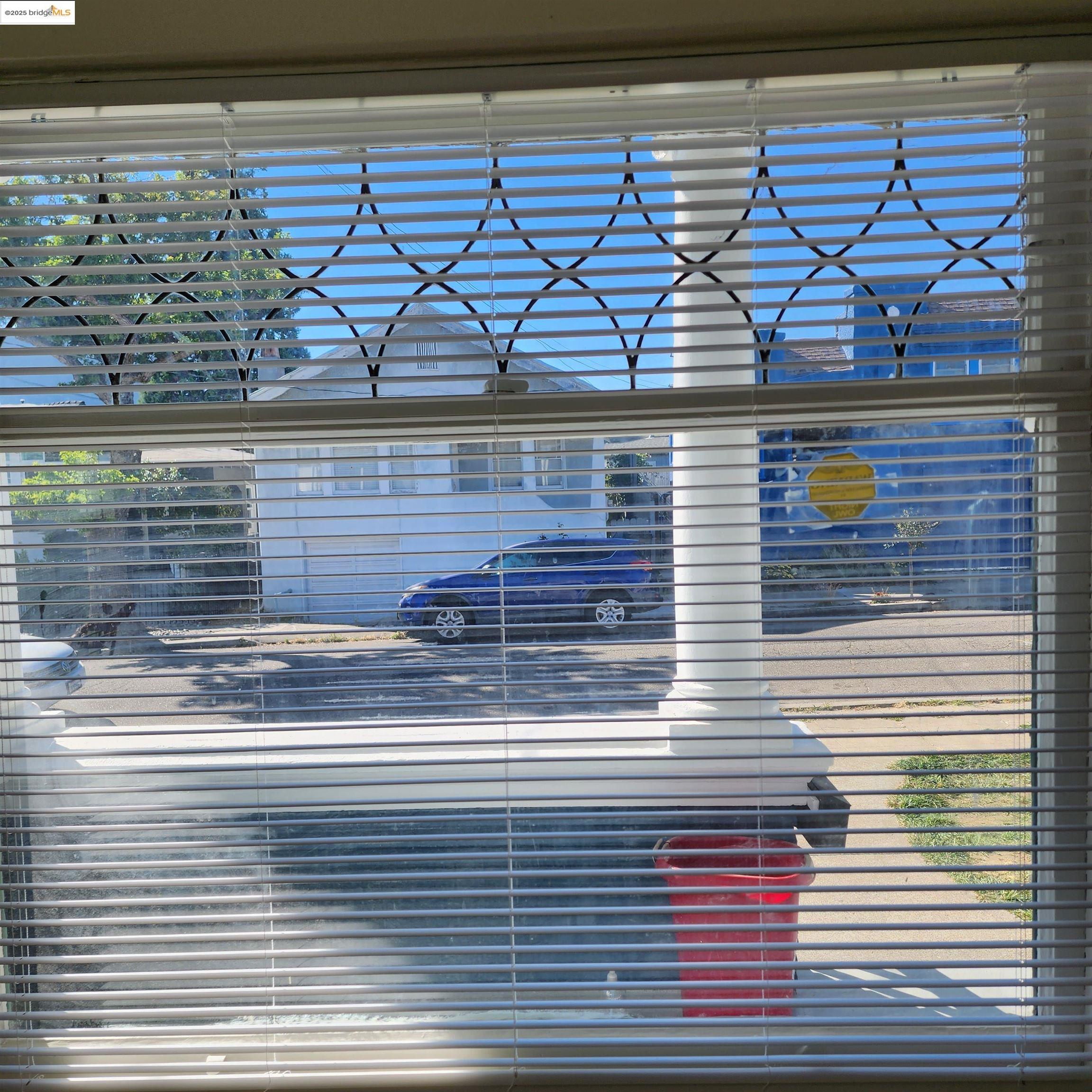 Detail Gallery Image 4 of 28 For 3122 Minna Ave, Oakland,  CA 94619 - – Beds | – Baths