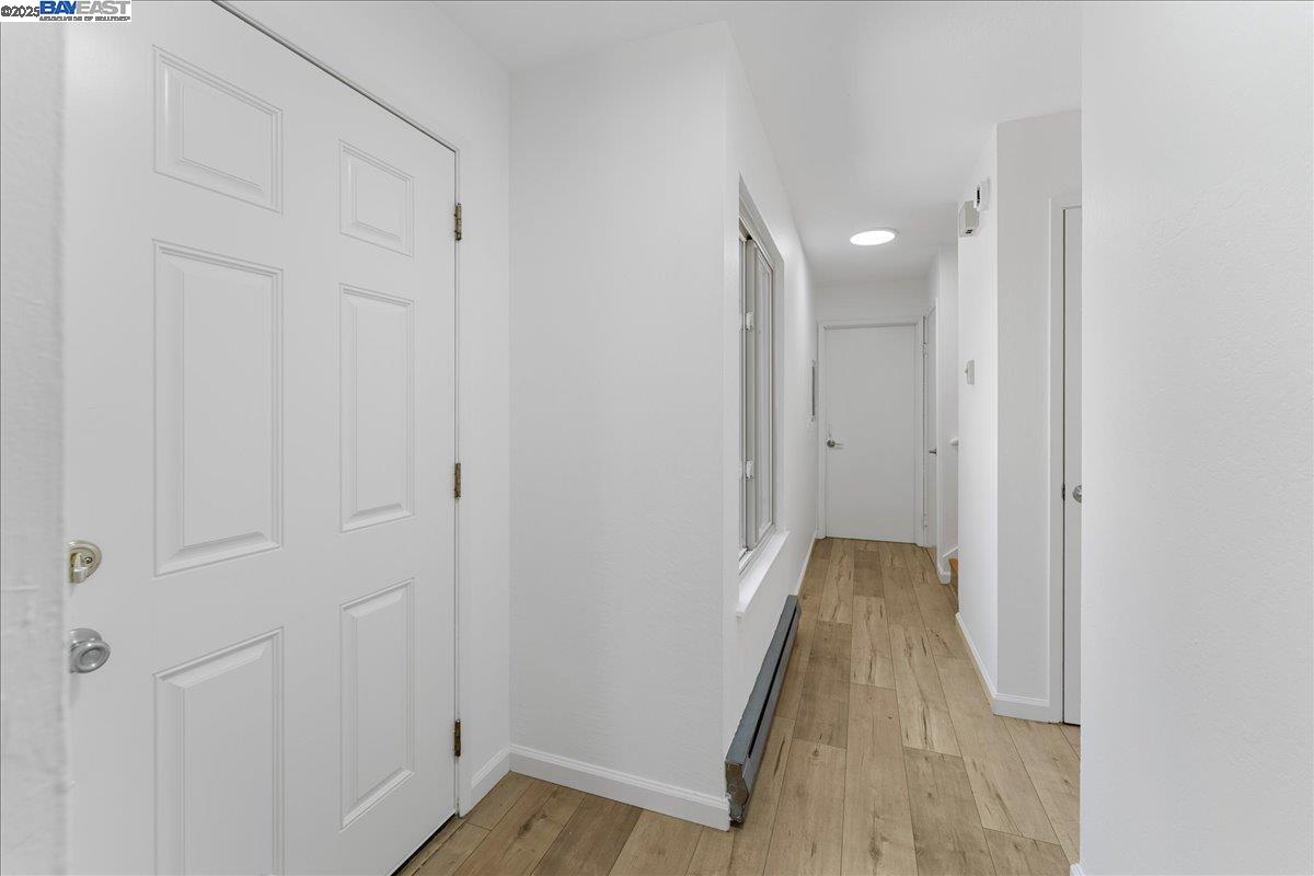 Detail Gallery Image 12 of 39 For 2427 South Dr, Santa Clara,  CA 95051 - 3 Beds | 2/1 Baths