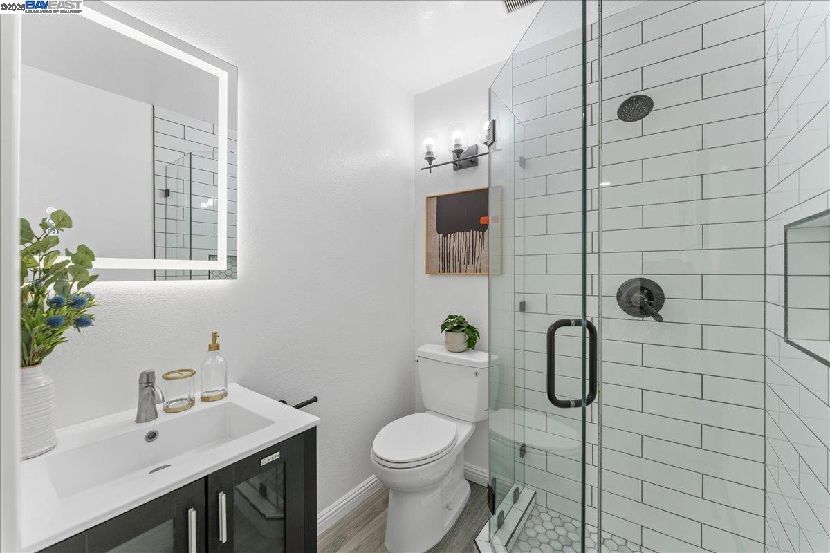 Detail Gallery Image 17 of 39 For 2427 South Dr, Santa Clara,  CA 95051 - 3 Beds | 2/1 Baths