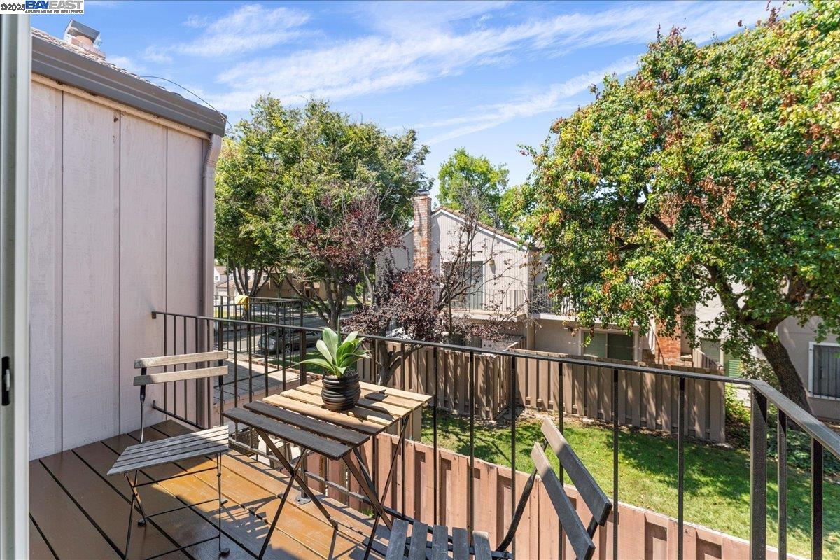 Detail Gallery Image 18 of 39 For 2427 South Dr, Santa Clara,  CA 95051 - 3 Beds | 2/1 Baths