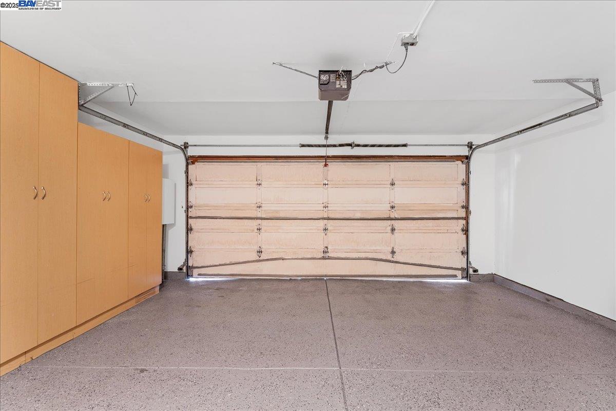 Detail Gallery Image 32 of 39 For 2427 South Dr, Santa Clara,  CA 95051 - 3 Beds | 2/1 Baths