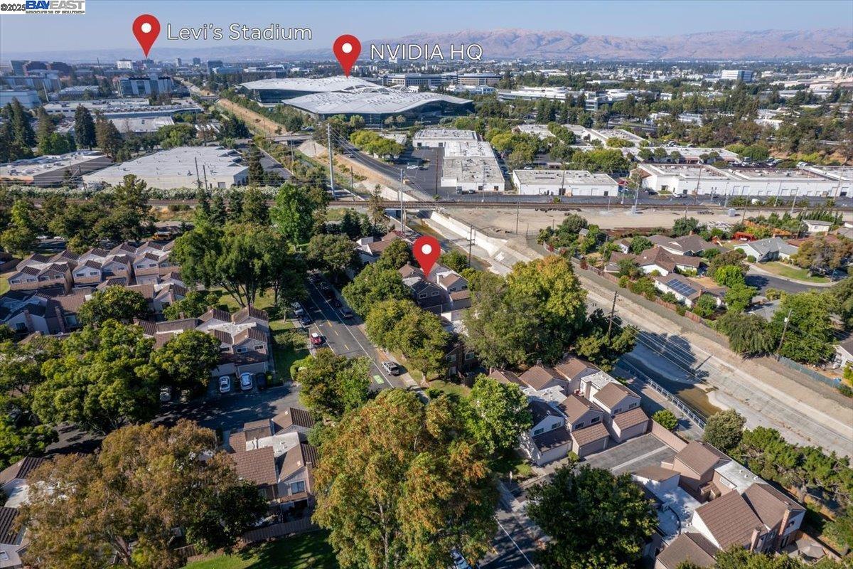 Detail Gallery Image 35 of 39 For 2427 South Dr, Santa Clara,  CA 95051 - 3 Beds | 2/1 Baths
