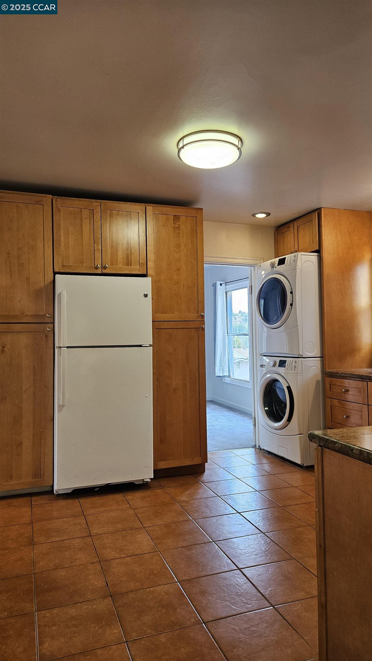 Detail Gallery Image 11 of 44 For 655 Garretson Ave, Rodeo,  CA 94572 - 5 Beds | 2 Baths