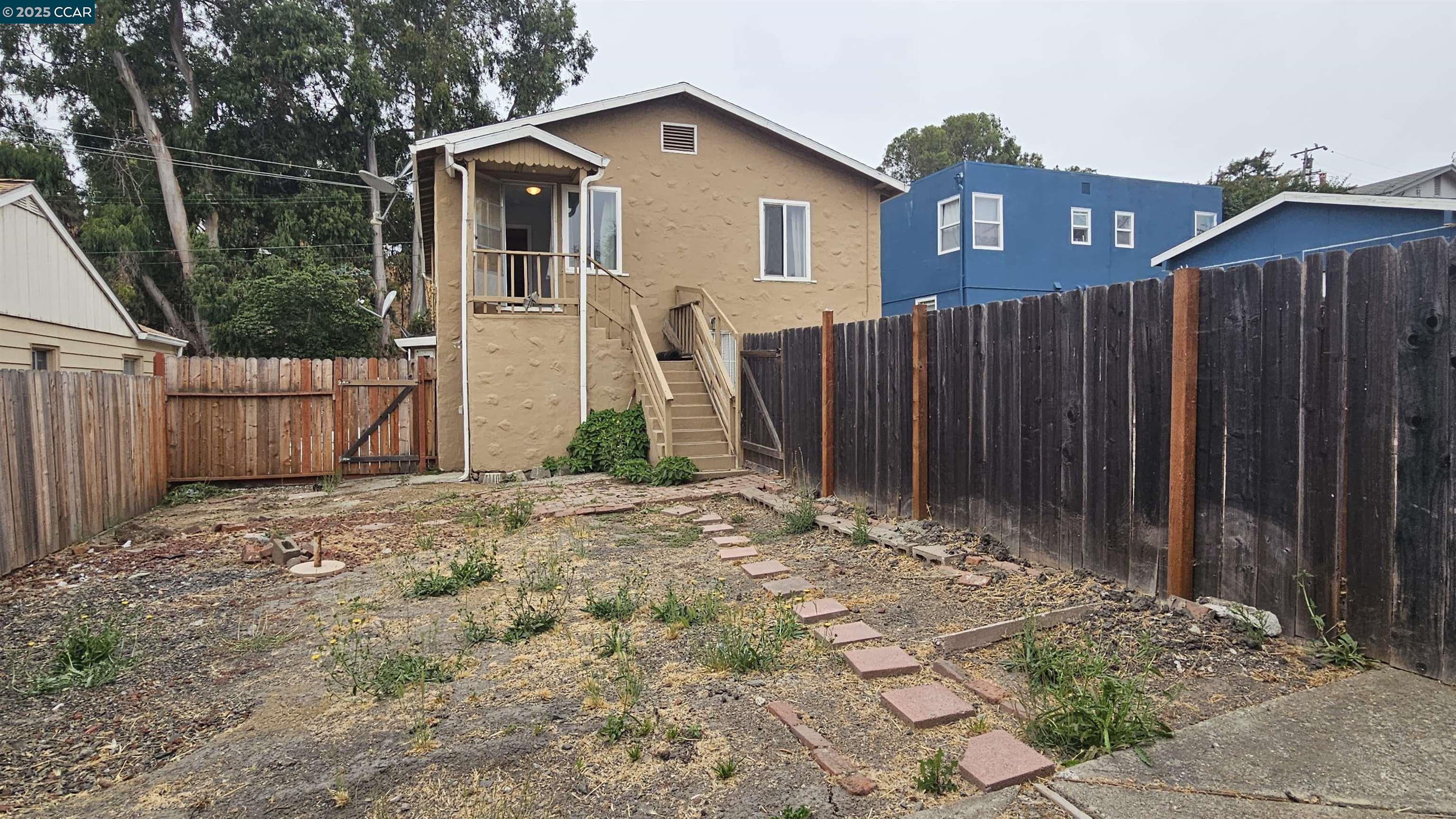 Detail Gallery Image 28 of 44 For 655 Garretson Ave, Rodeo,  CA 94572 - 5 Beds | 2 Baths