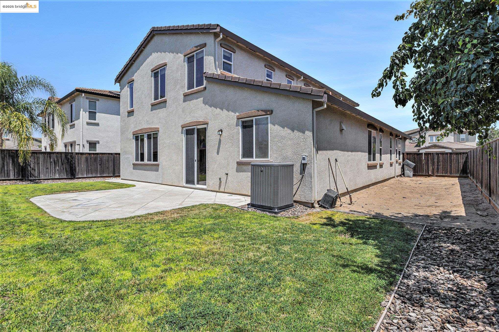 Detail Gallery Image 34 of 45 For 233 Hearthstone Cir, Oakley,  CA 94561 - 4 Beds | 3 Baths