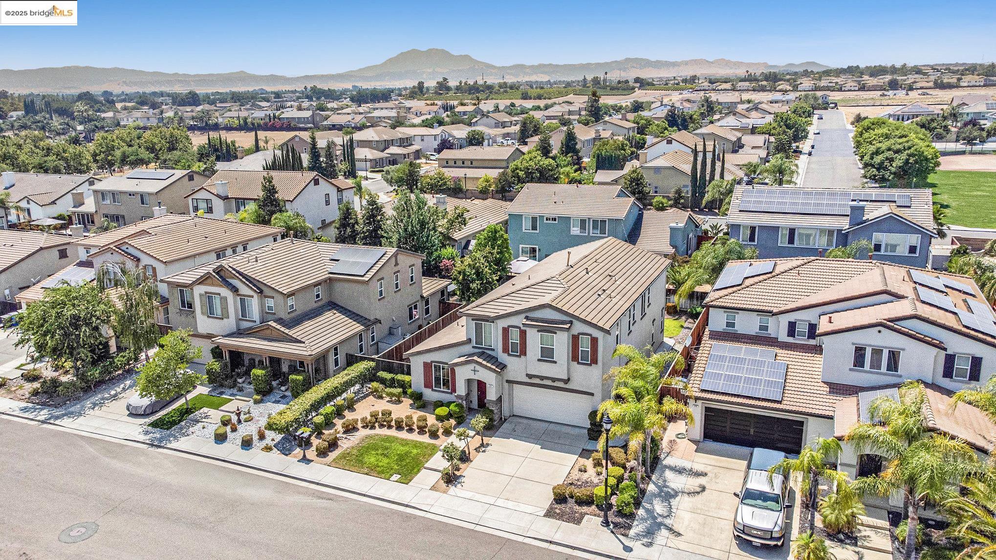 Detail Gallery Image 41 of 45 For 233 Hearthstone Cir, Oakley,  CA 94561 - 4 Beds | 3 Baths