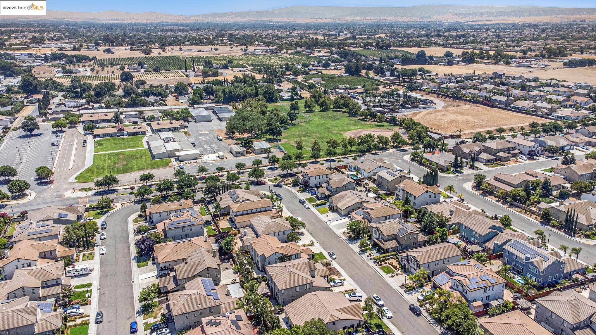 Detail Gallery Image 45 of 45 For 233 Hearthstone Cir, Oakley,  CA 94561 - 4 Beds | 3 Baths