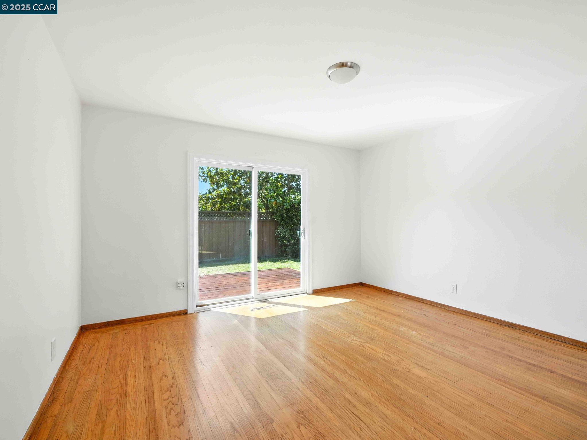 Detail Gallery Image 14 of 29 For 31139 Chicoine Ave, Hayward,  CA 94544 - 3 Beds | 2 Baths