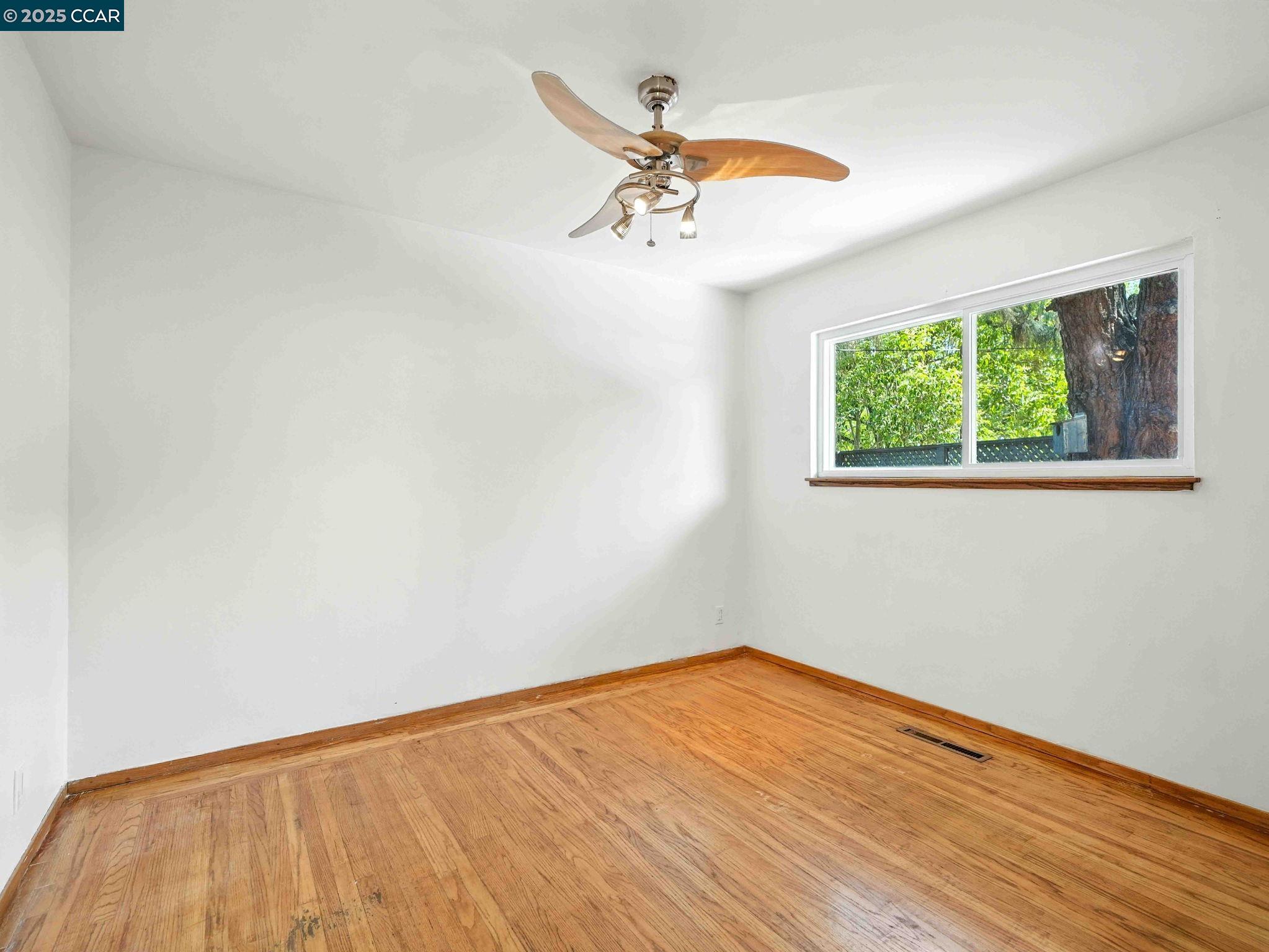 Detail Gallery Image 19 of 29 For 31139 Chicoine Ave, Hayward,  CA 94544 - 3 Beds | 2 Baths