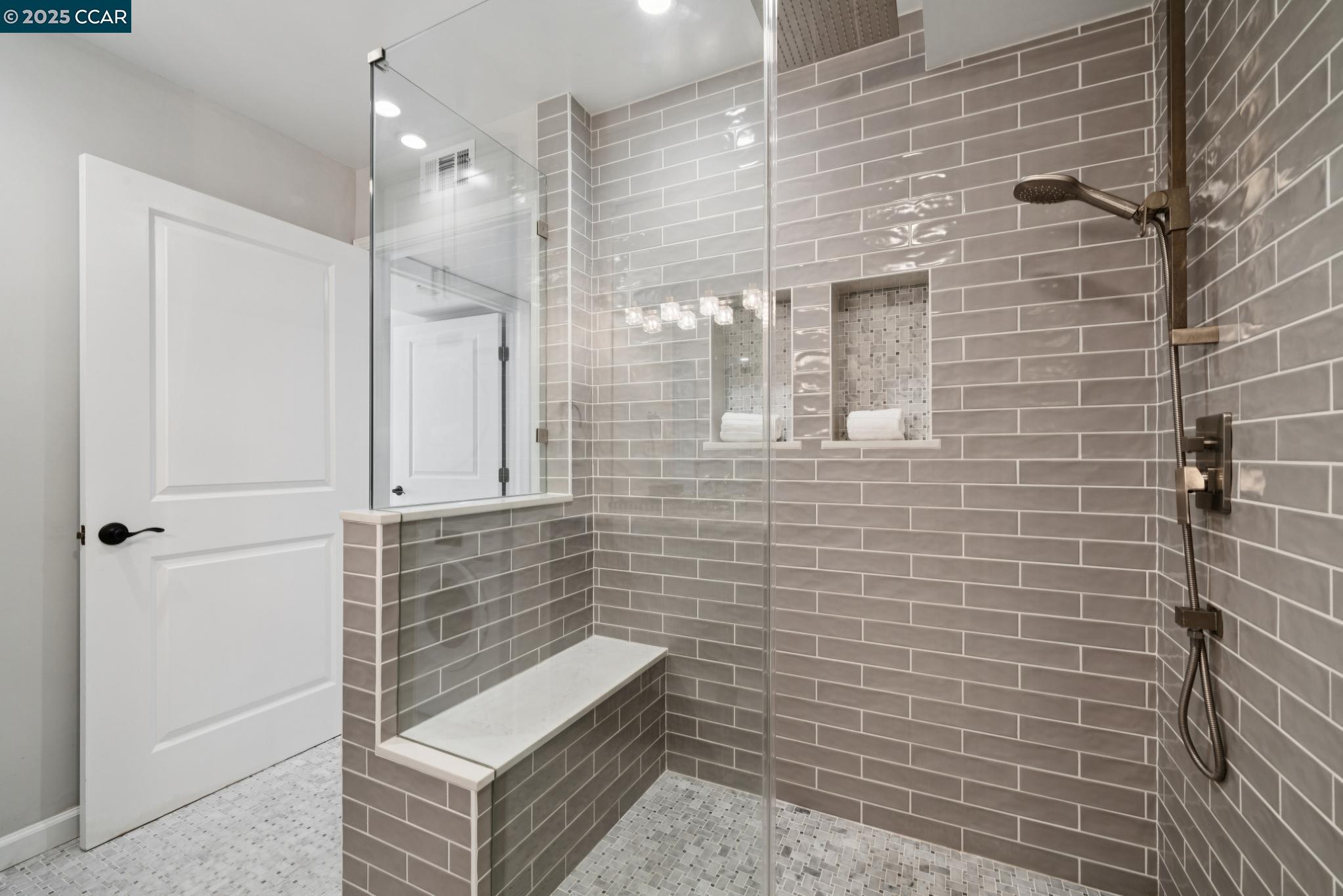 Photo #25: 41104711 Listing: Photo #25