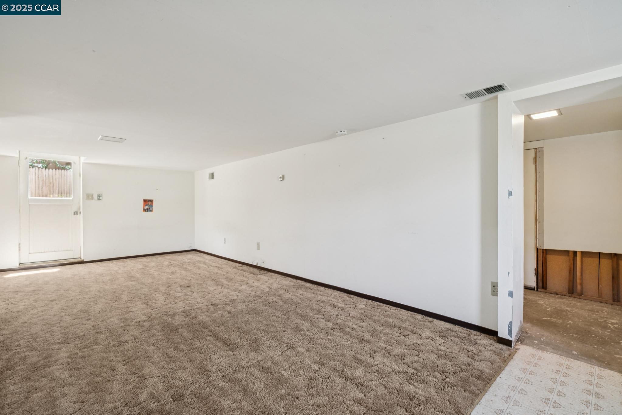 Detail Gallery Image 23 of 33 For 3881 Saint Marys St, Martinez,  CA 94553 - 4 Beds | 2/1 Baths