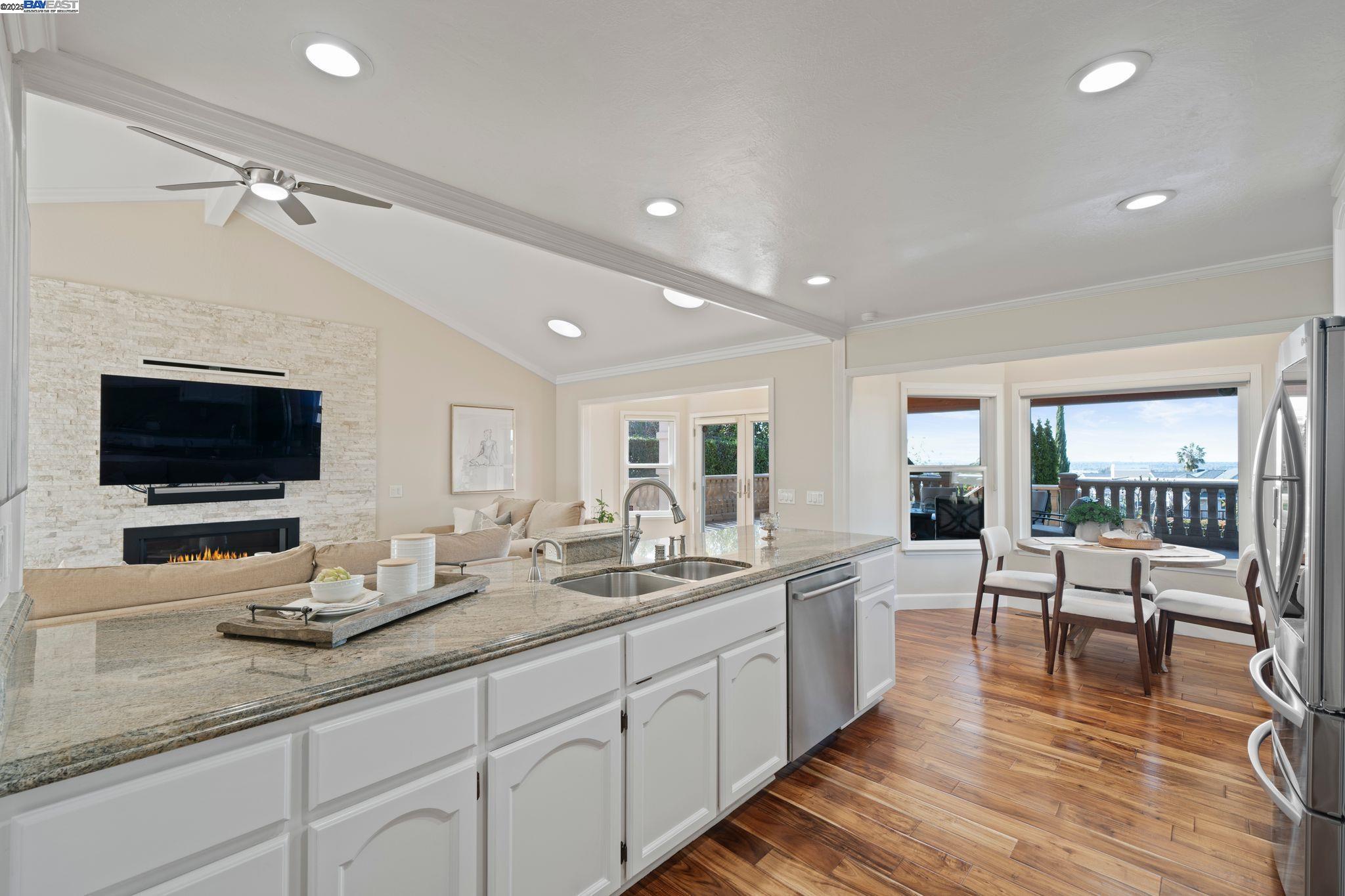 Detail Gallery Image 6 of 59 For 46925 Aloe Court, Fremont,  CA 94539 - 5 Beds | 3/1 Baths