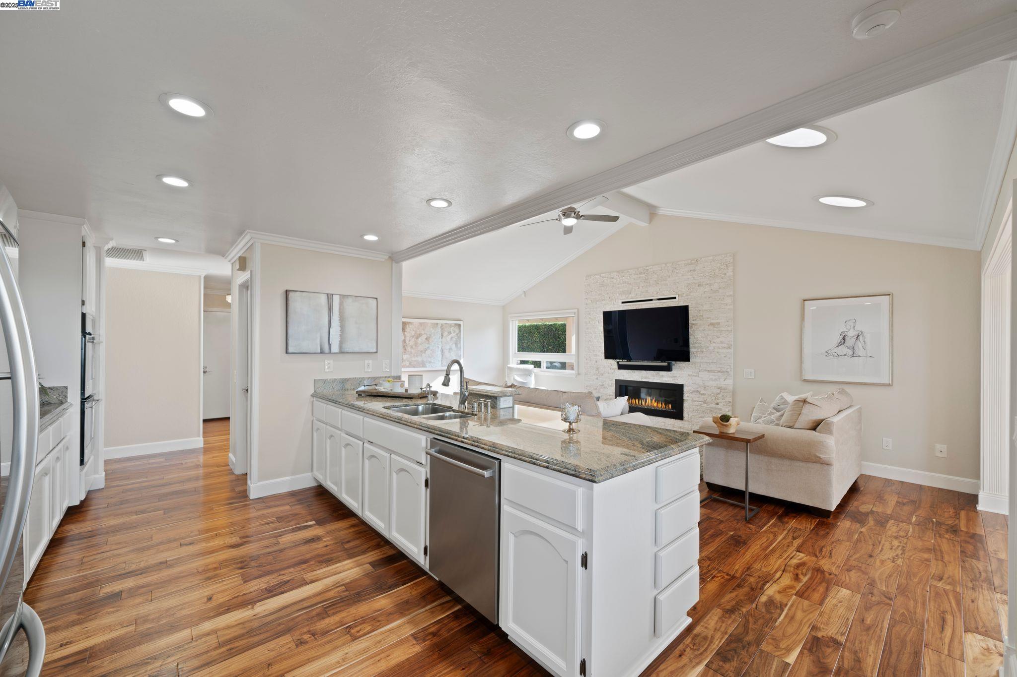 Detail Gallery Image 8 of 59 For 46925 Aloe Court, Fremont,  CA 94539 - 5 Beds | 3/1 Baths