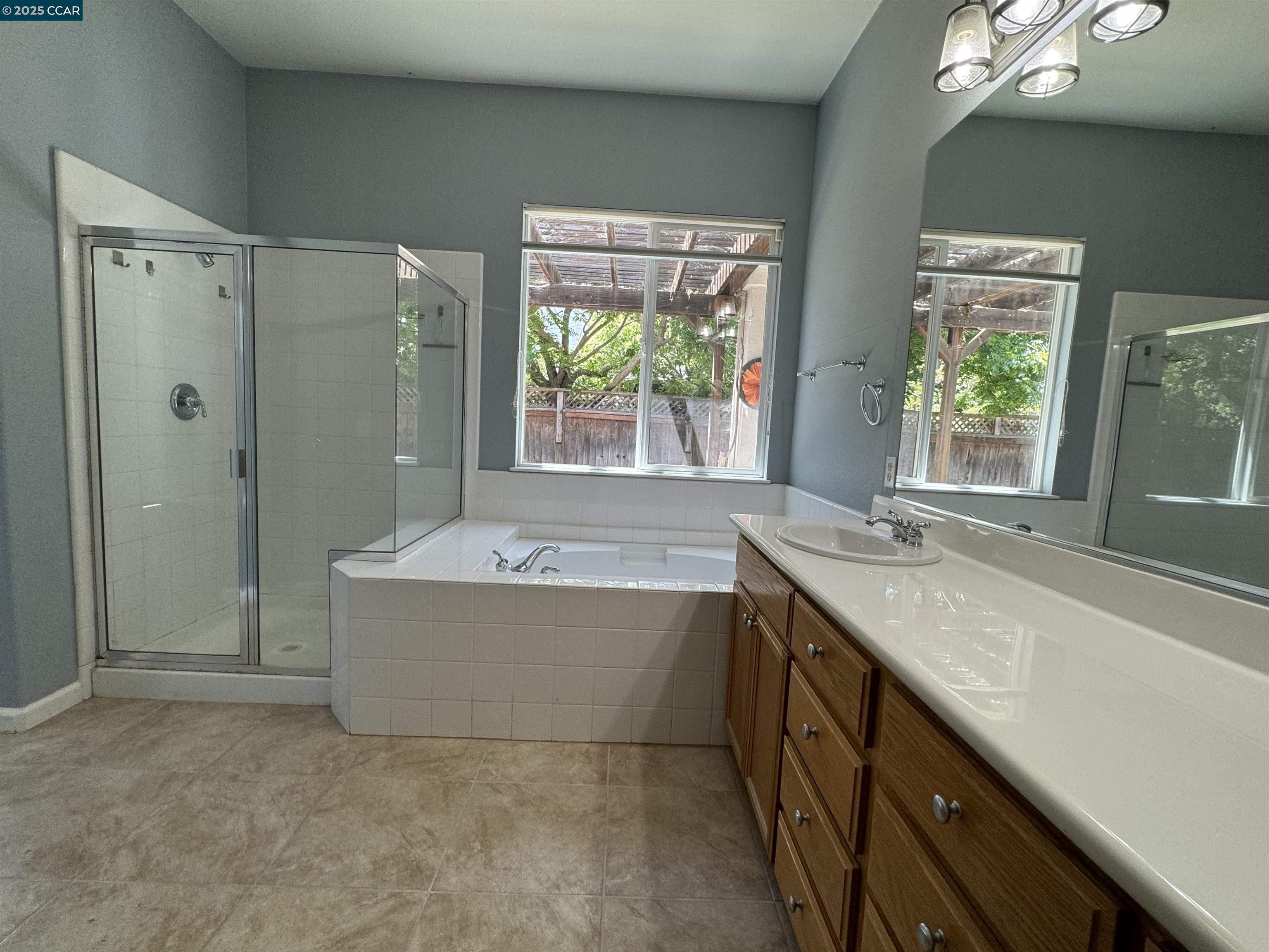 Detail Gallery Image 12 of 19 For 1174 Krona Lane, Concord,  CA 94521 - 3 Beds | 2/1 Baths