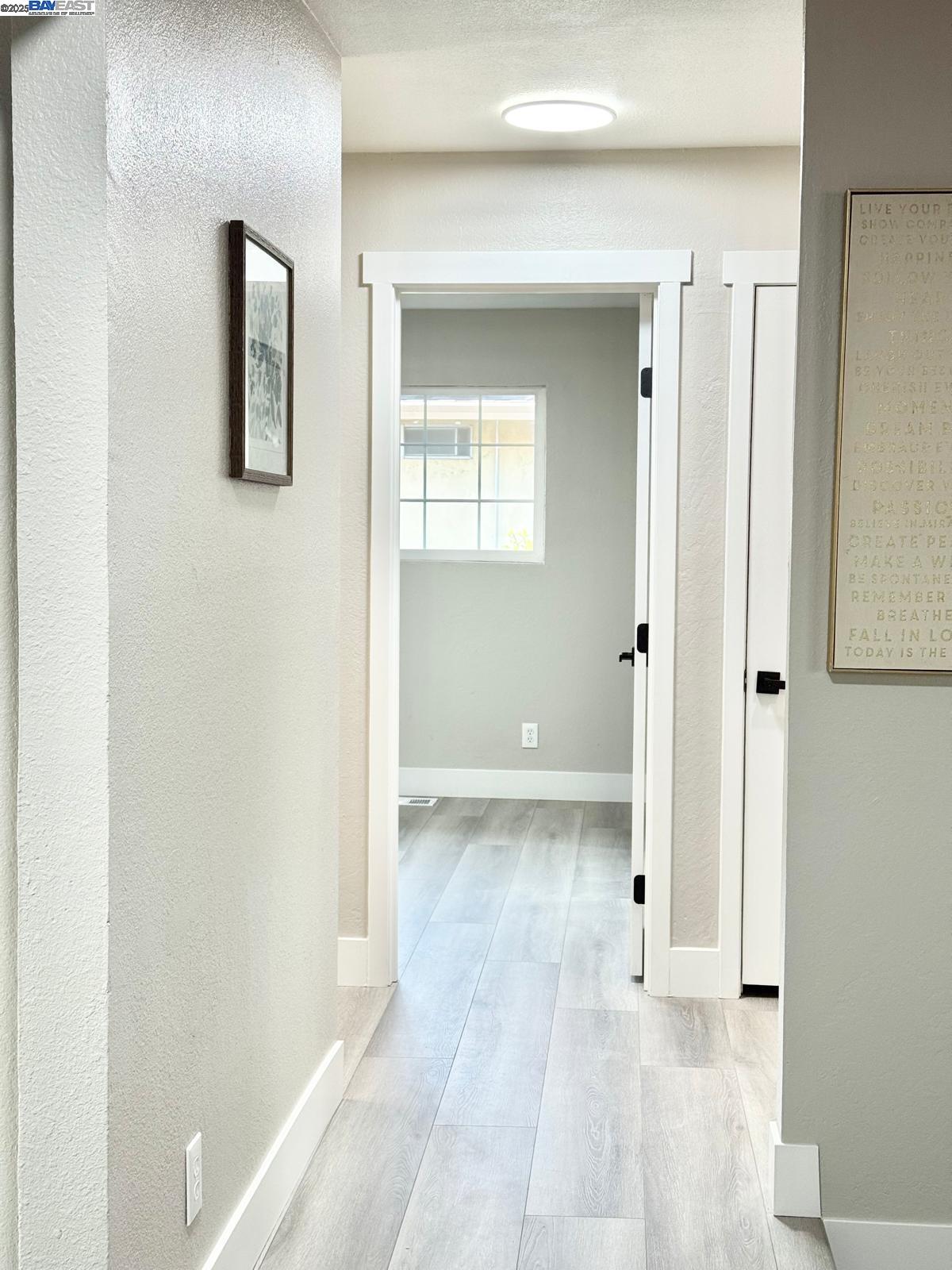 Detail Gallery Image 15 of 58 For 20595 Center St, Castro Valley,  CA 94546 - 5 Beds | 3/1 Baths