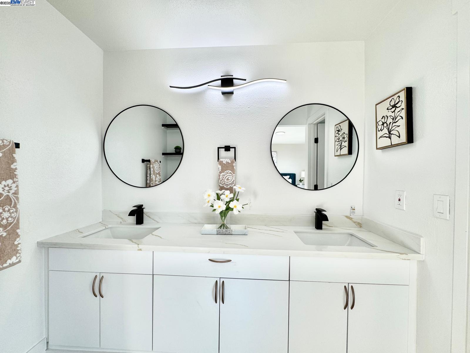Detail Gallery Image 19 of 58 For 20595 Center St, Castro Valley,  CA 94546 - 5 Beds | 3/1 Baths