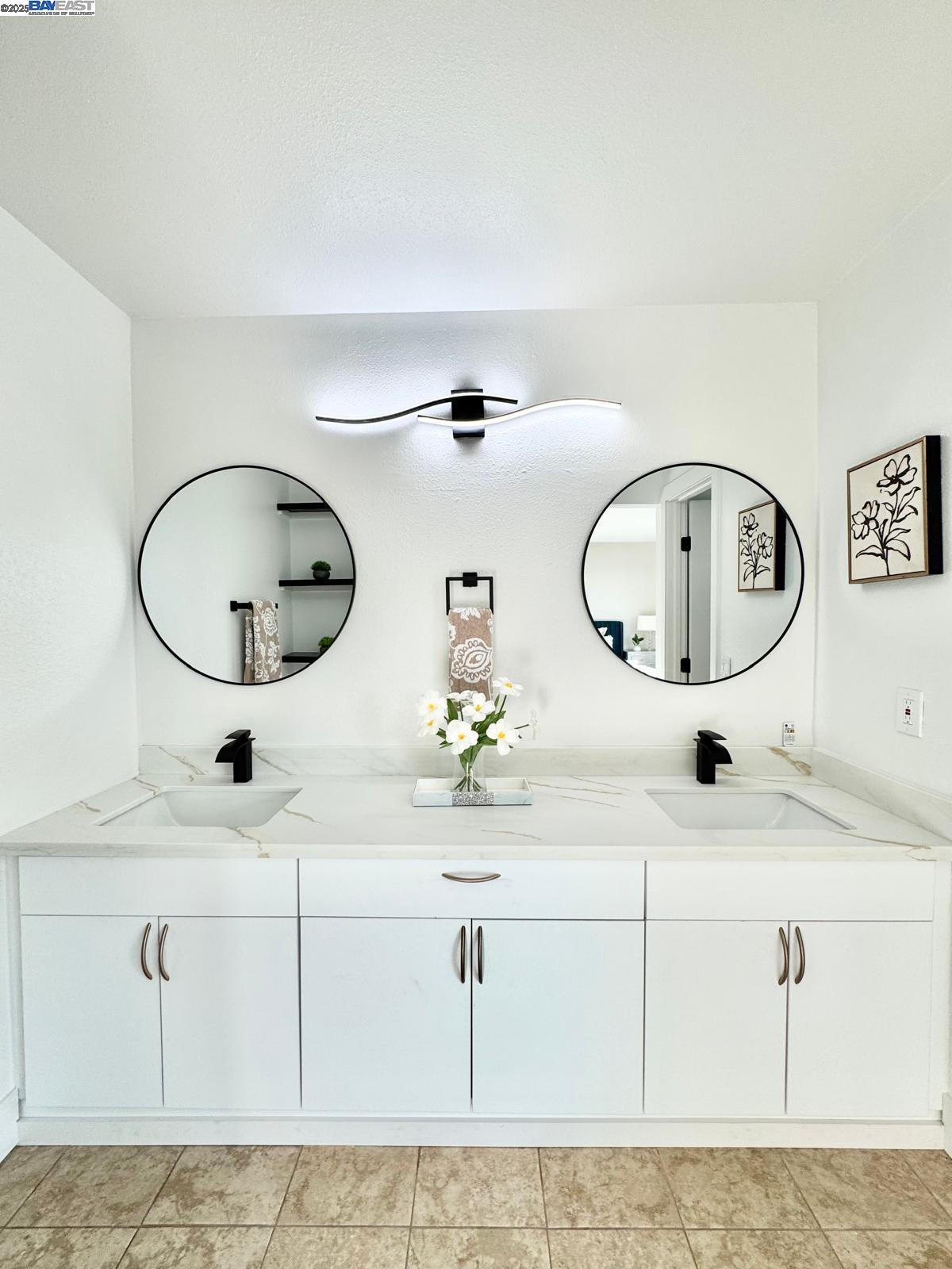 Detail Gallery Image 20 of 58 For 20595 Center St, Castro Valley,  CA 94546 - 5 Beds | 3/1 Baths