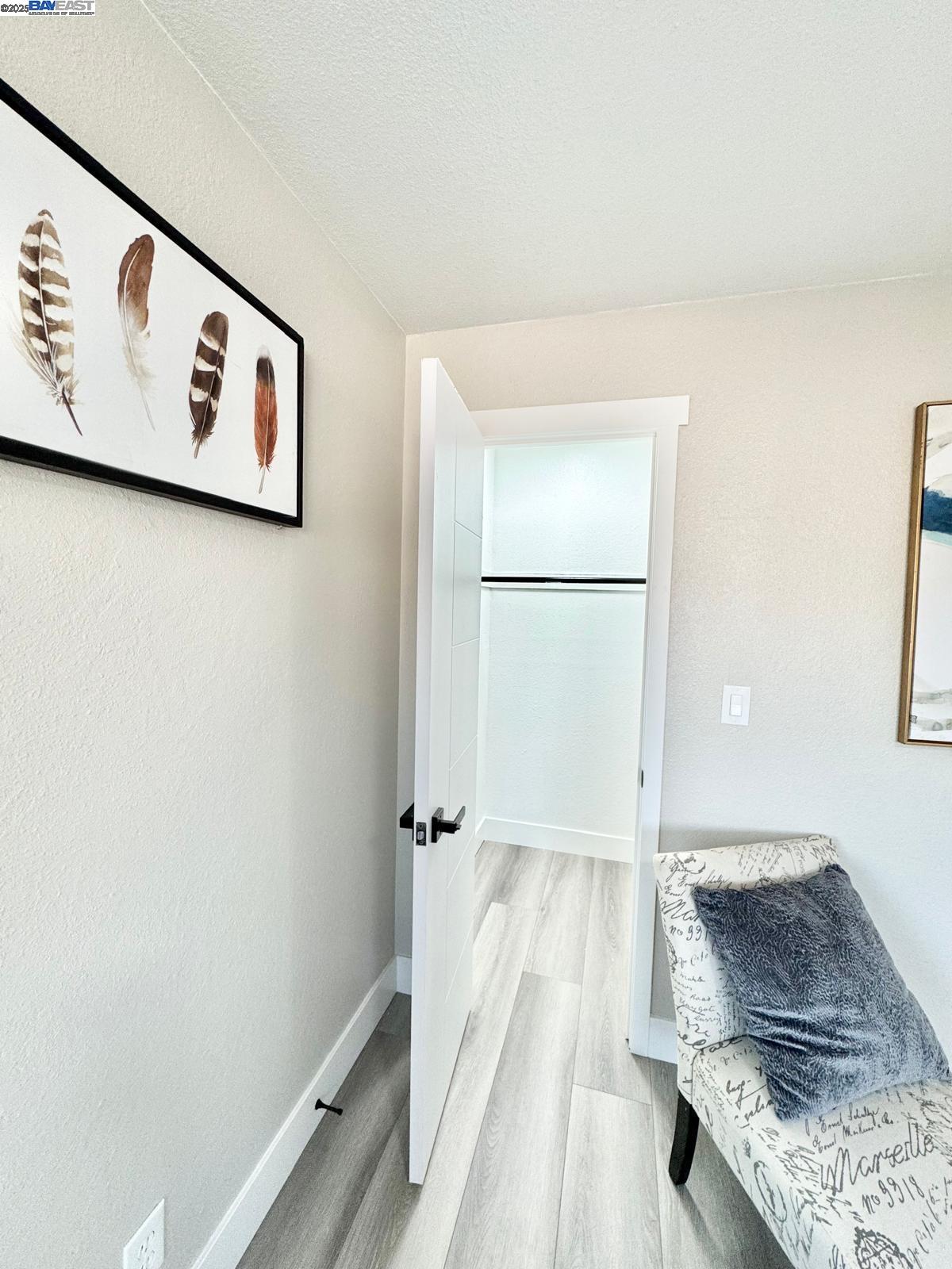 Detail Gallery Image 25 of 58 For 20595 Center St, Castro Valley,  CA 94546 - 5 Beds | 3/1 Baths