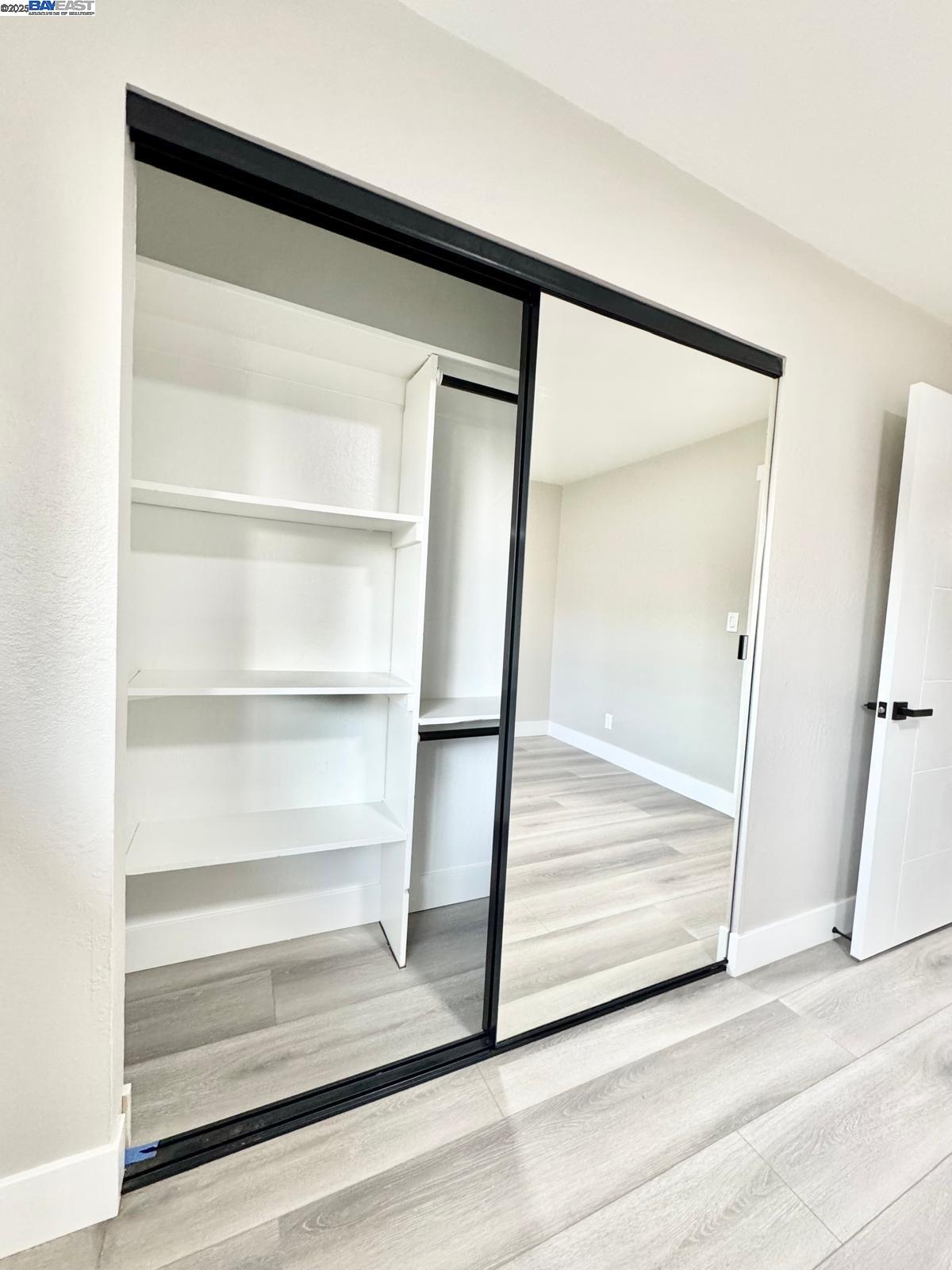 Detail Gallery Image 29 of 58 For 20595 Center St, Castro Valley,  CA 94546 - 5 Beds | 3/1 Baths