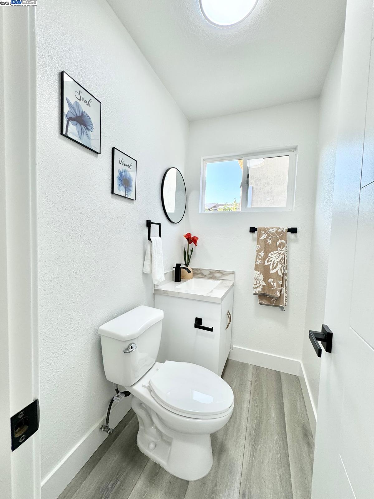 Detail Gallery Image 39 of 58 For 20595 Center St, Castro Valley,  CA 94546 - 5 Beds | 3/1 Baths