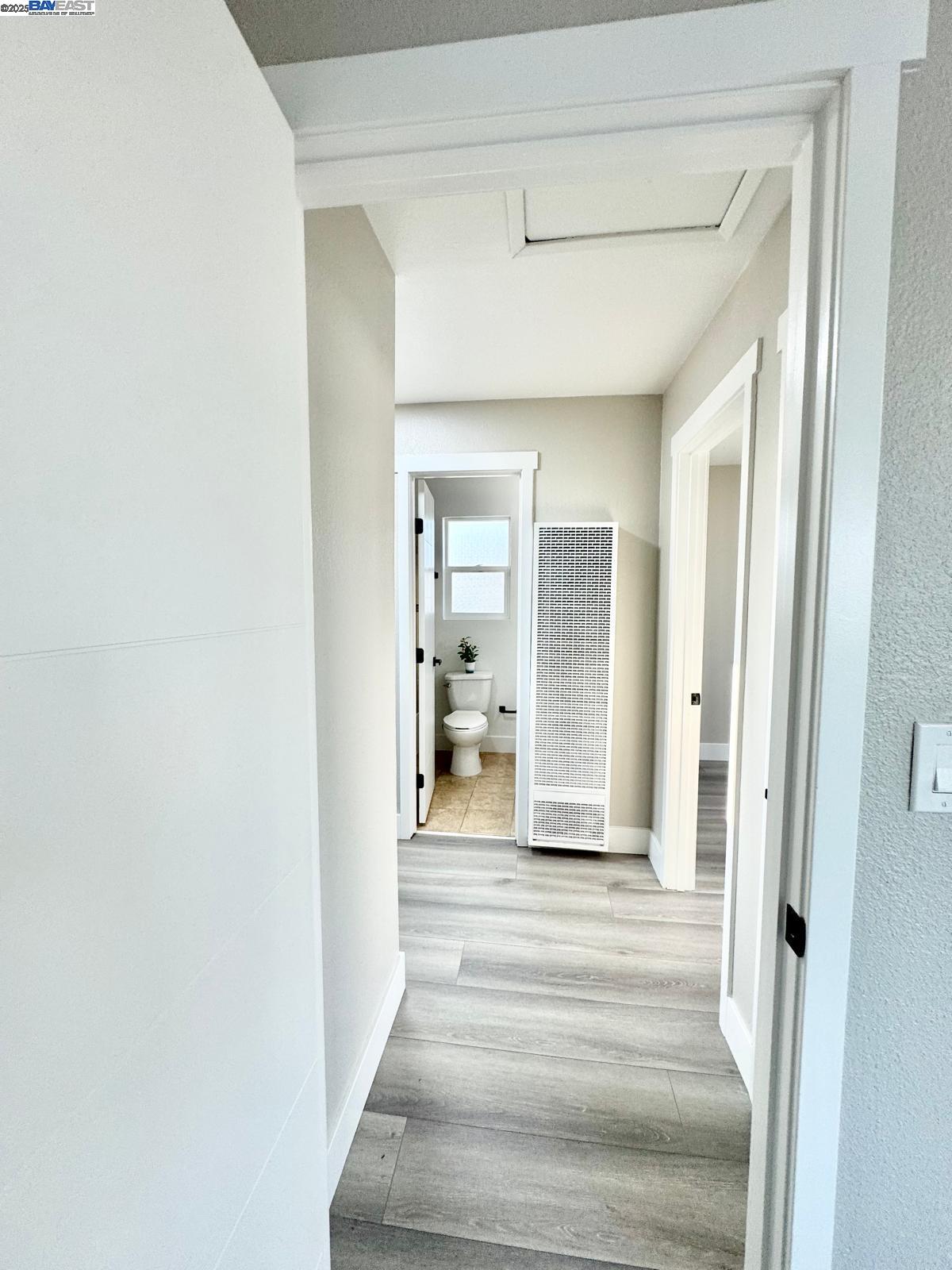 Detail Gallery Image 50 of 58 For 20595 Center St, Castro Valley,  CA 94546 - 5 Beds | 3/1 Baths
