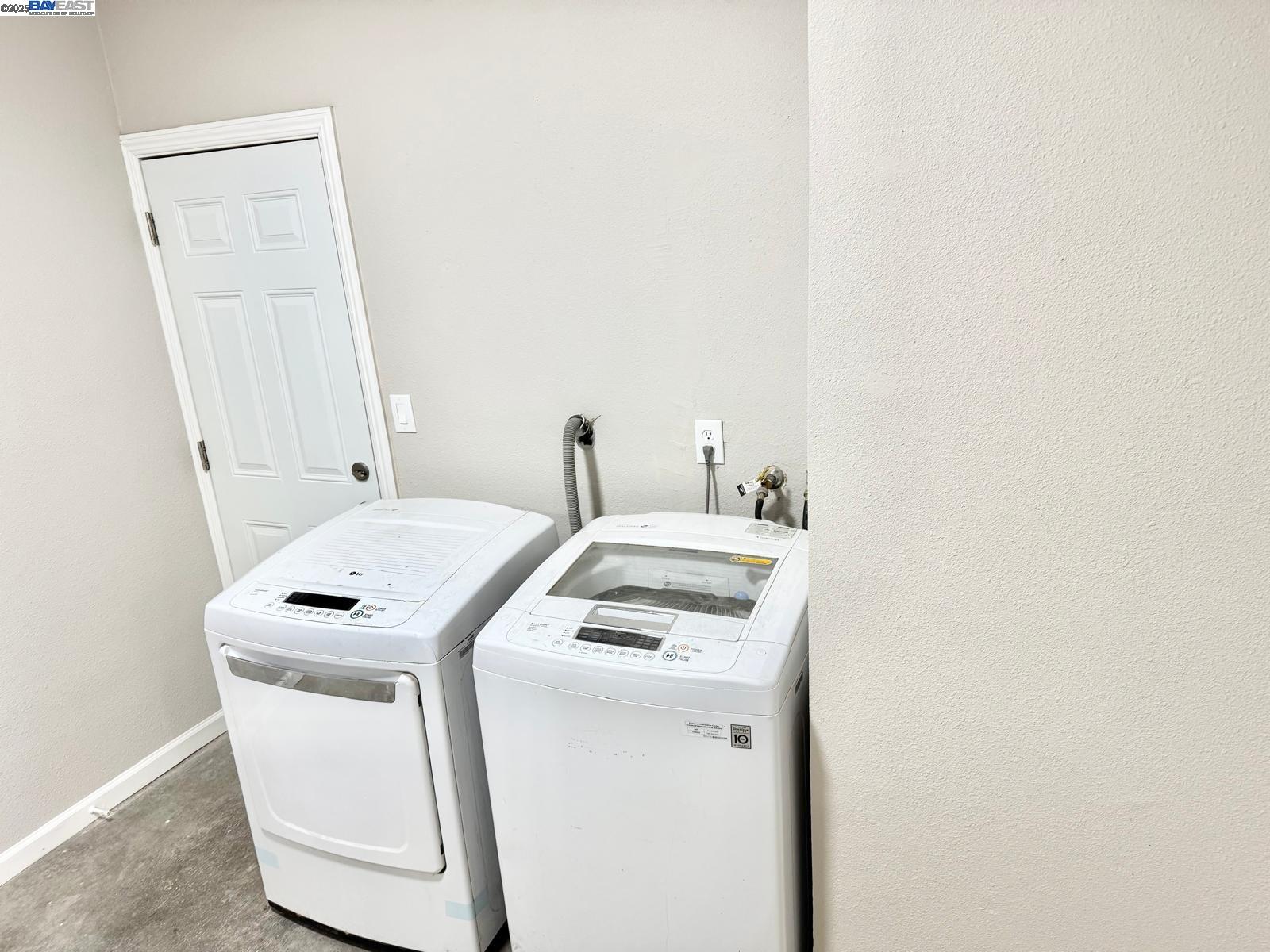 Detail Gallery Image 51 of 58 For 20595 Center St, Castro Valley,  CA 94546 - 5 Beds | 3/1 Baths