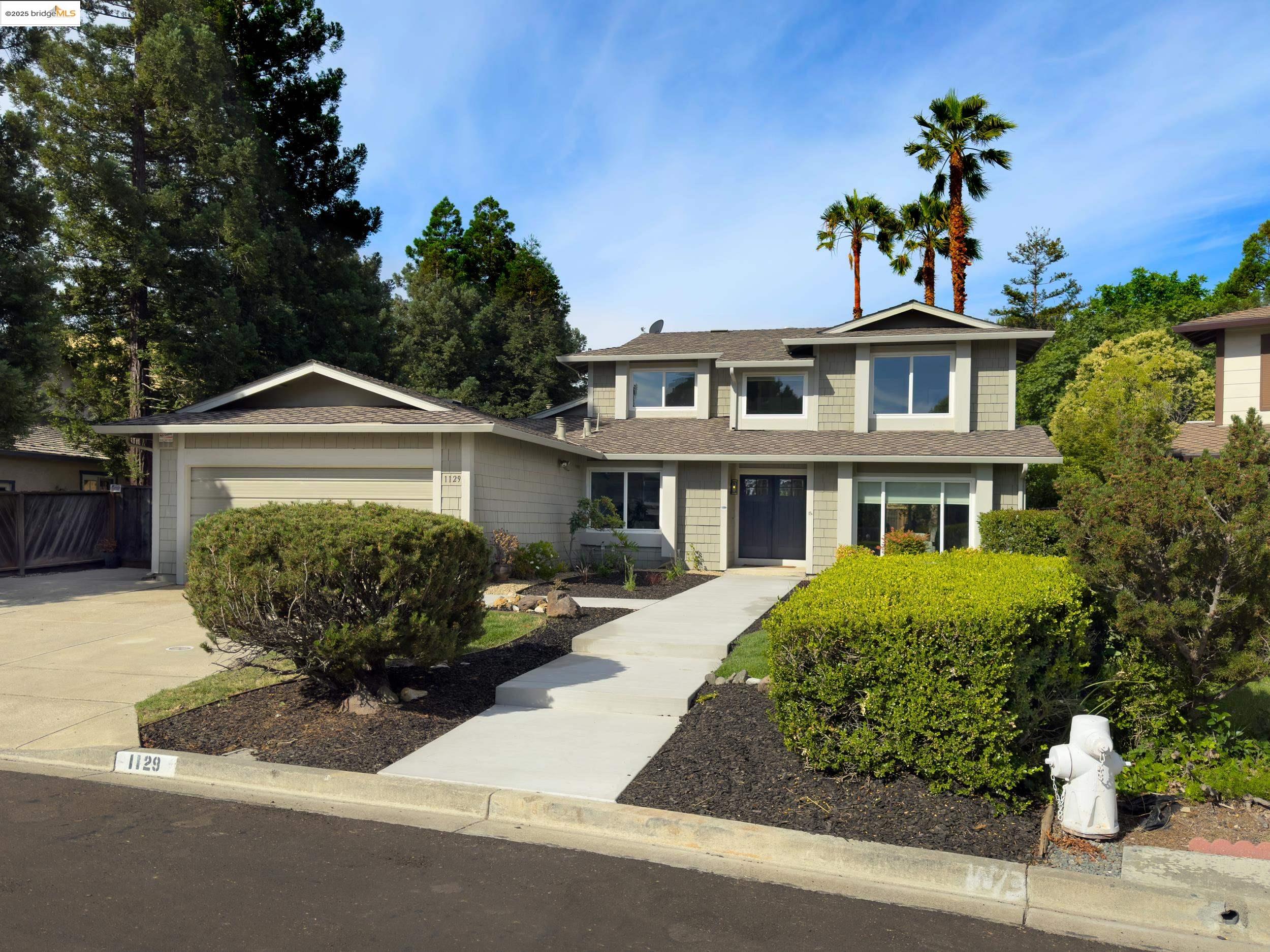 Detail Gallery Image 1 of 57 For 1129 Fair Weather Cir, Concord,  CA 94518 - 4 Beds | 3 Baths