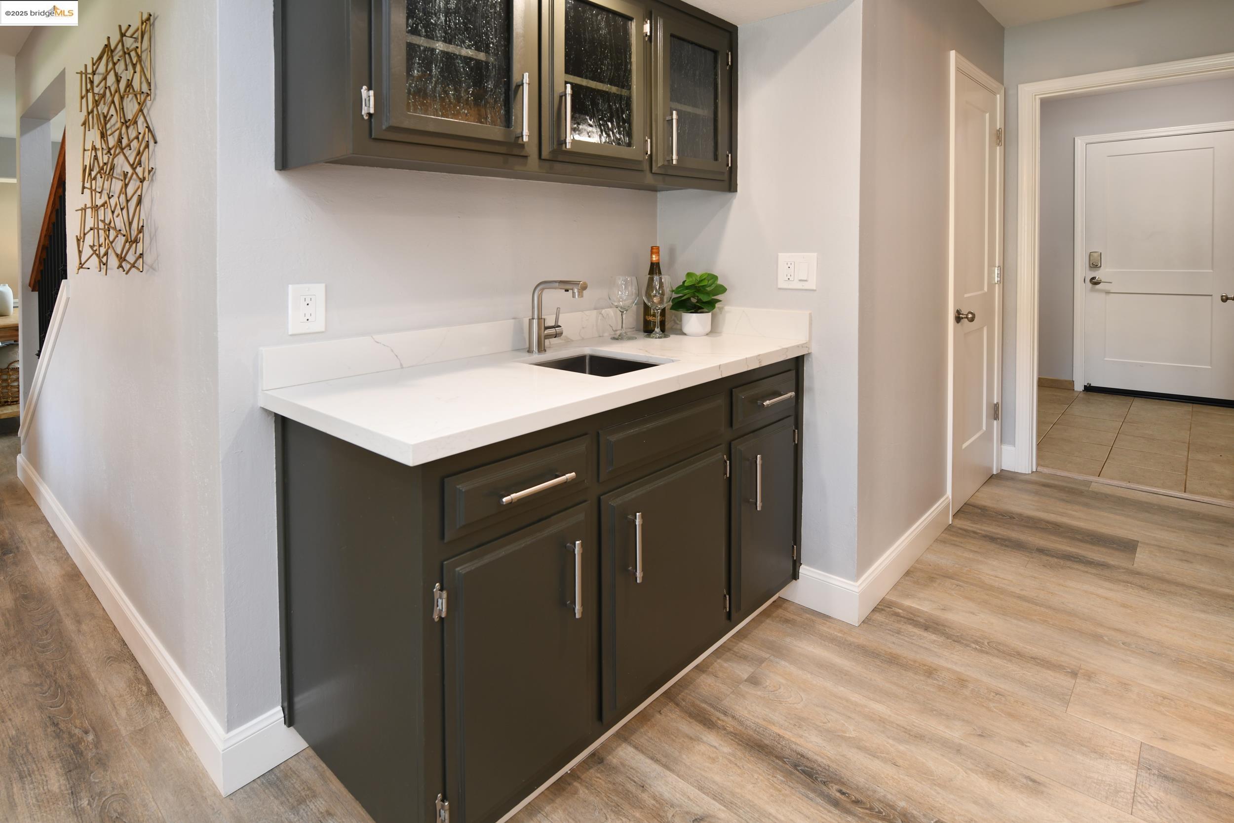 Detail Gallery Image 17 of 57 For 1129 Fair Weather Cir, Concord,  CA 94518 - 4 Beds | 3 Baths