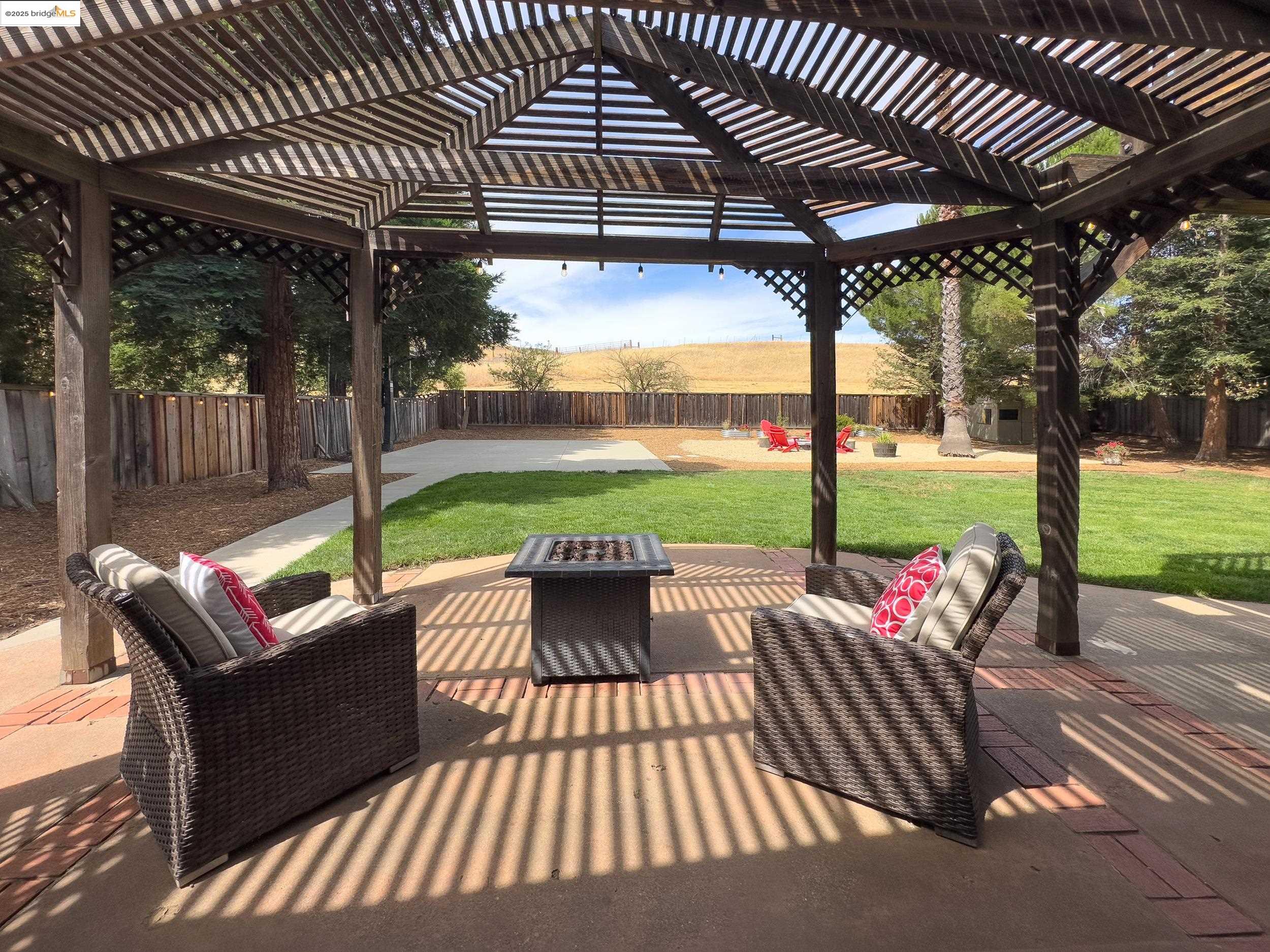 Detail Gallery Image 24 of 57 For 1129 Fair Weather Cir, Concord,  CA 94518 - 4 Beds | 3 Baths