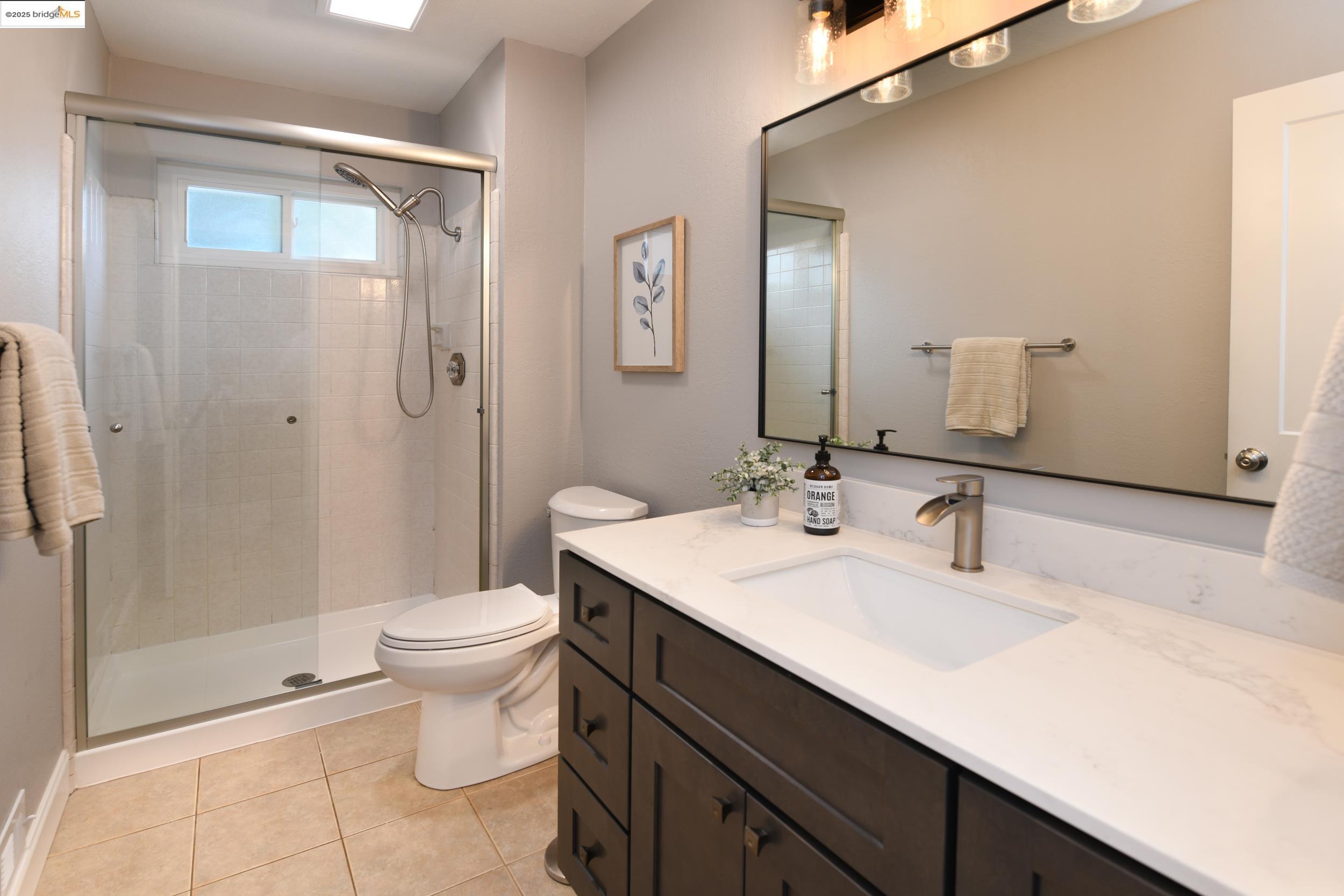 Detail Gallery Image 28 of 57 For 1129 Fair Weather Cir, Concord,  CA 94518 - 4 Beds | 3 Baths