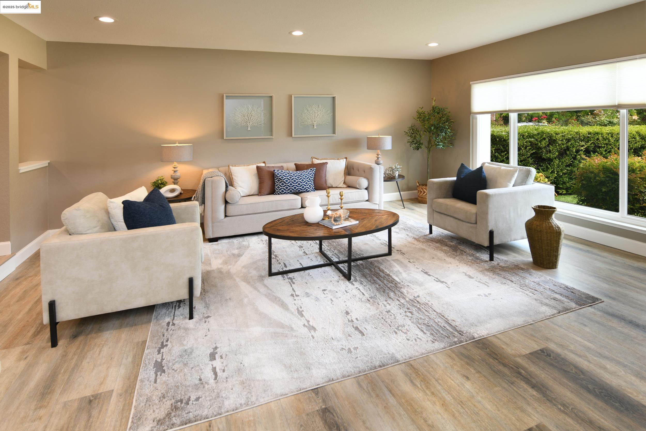 Detail Gallery Image 7 of 57 For 1129 Fair Weather Cir, Concord,  CA 94518 - 4 Beds | 3 Baths