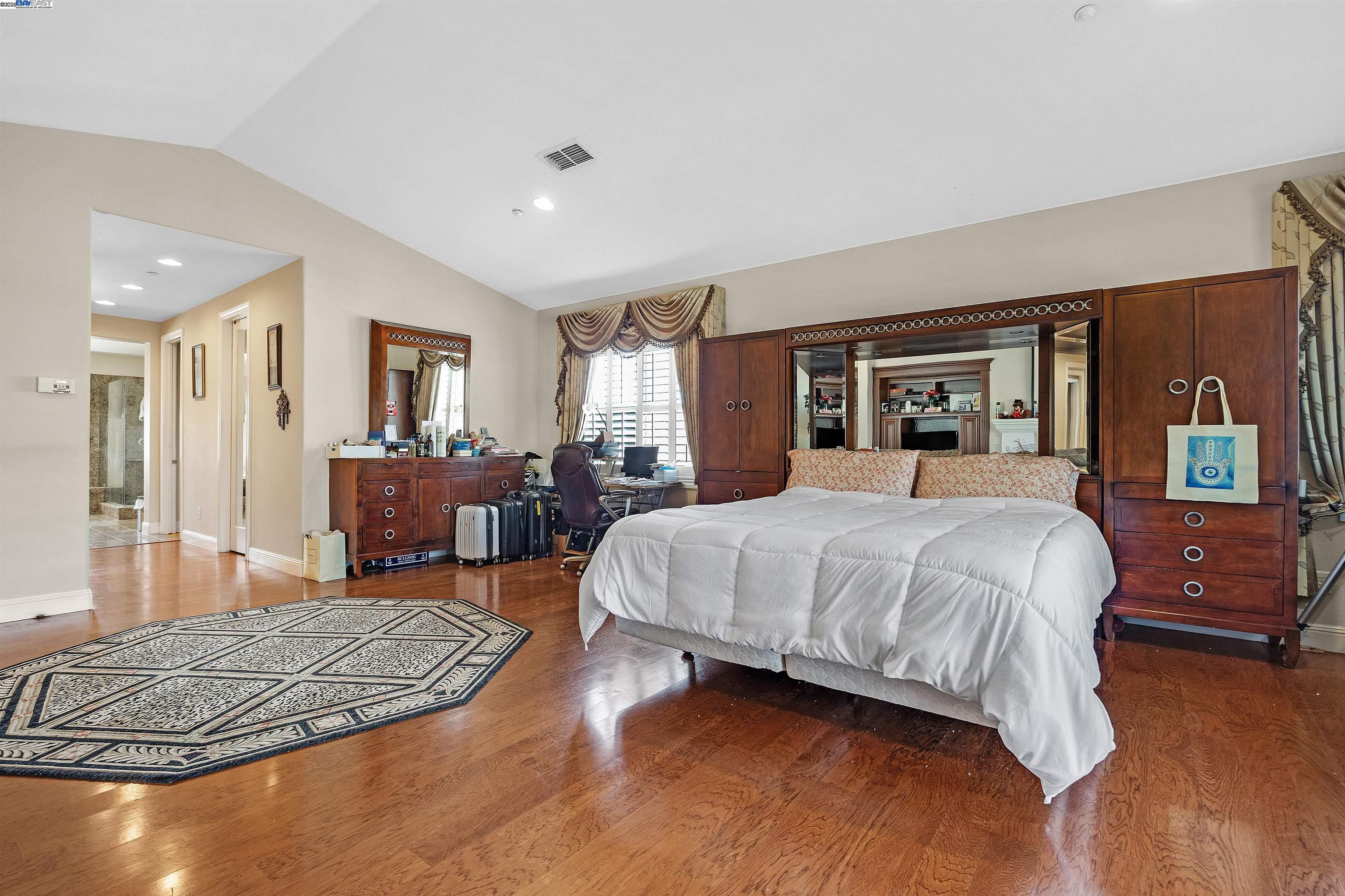Detail Gallery Image 29 of 49 For 6013 Kingsmill Ter, Dublin,  CA 94568 - 5 Beds | 5/1 Baths