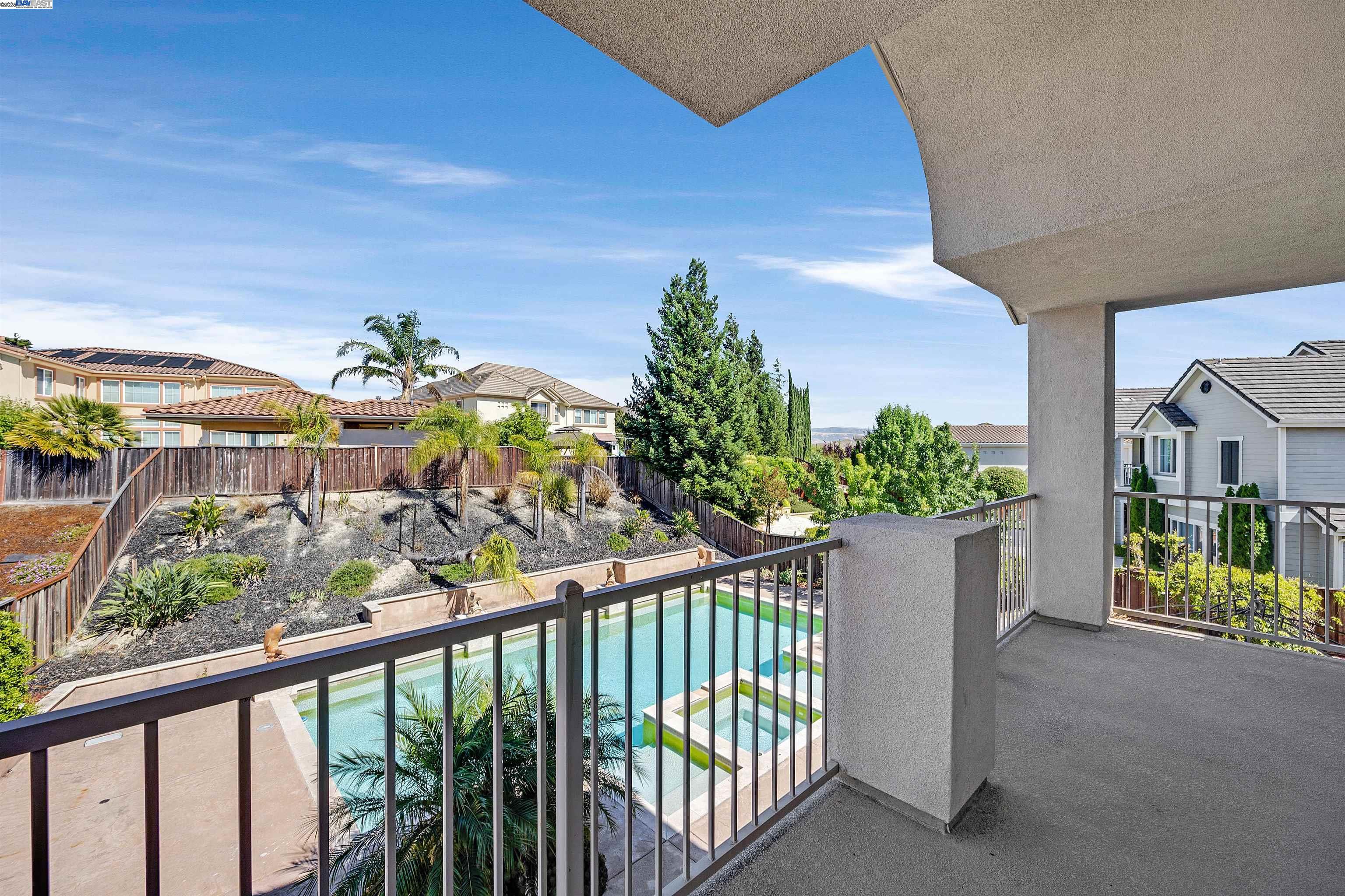 Detail Gallery Image 32 of 49 For 6013 Kingsmill Ter, Dublin,  CA 94568 - 5 Beds | 5/1 Baths