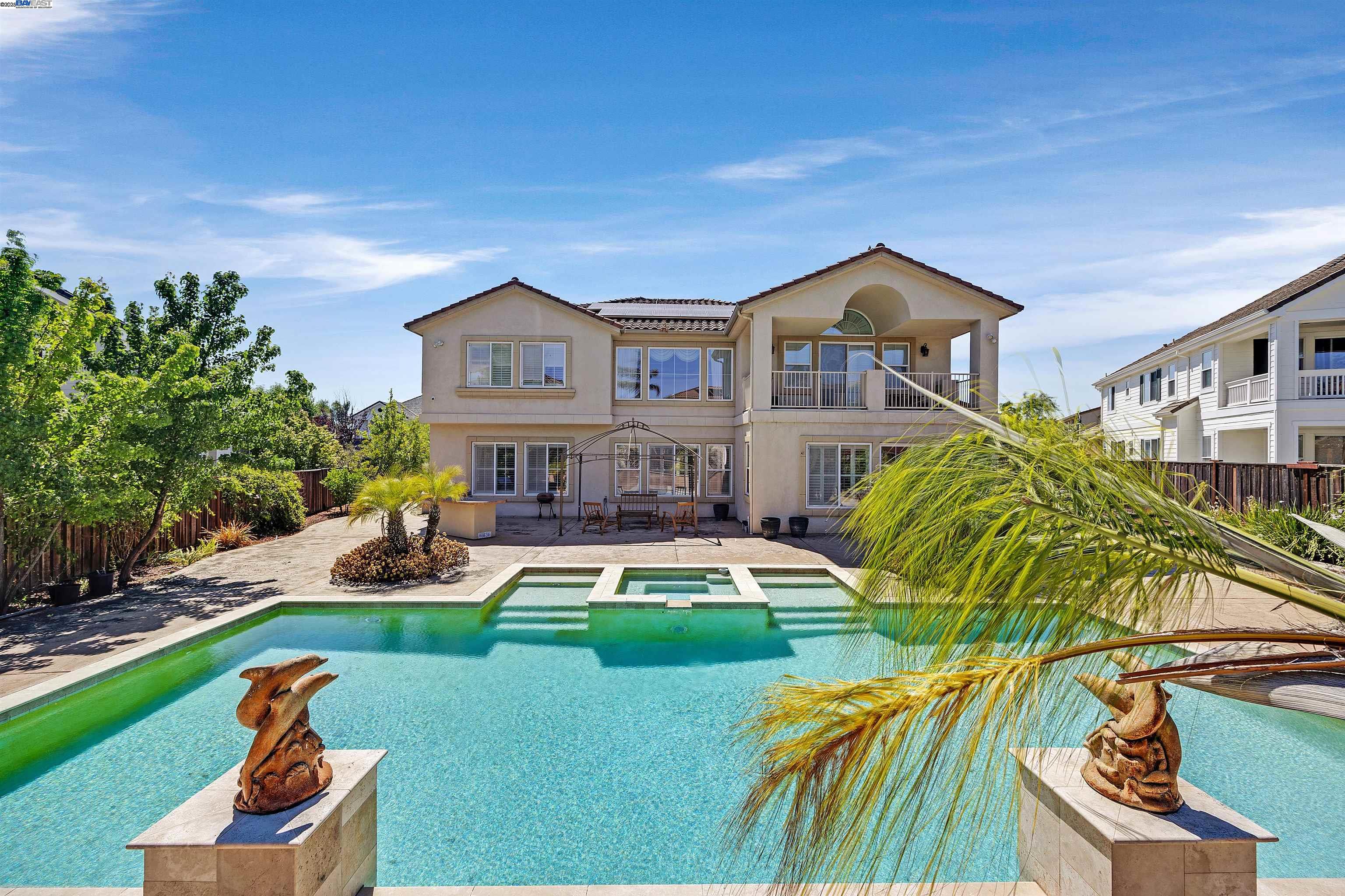 Detail Gallery Image 39 of 49 For 6013 Kingsmill Ter, Dublin,  CA 94568 - 5 Beds | 5/1 Baths