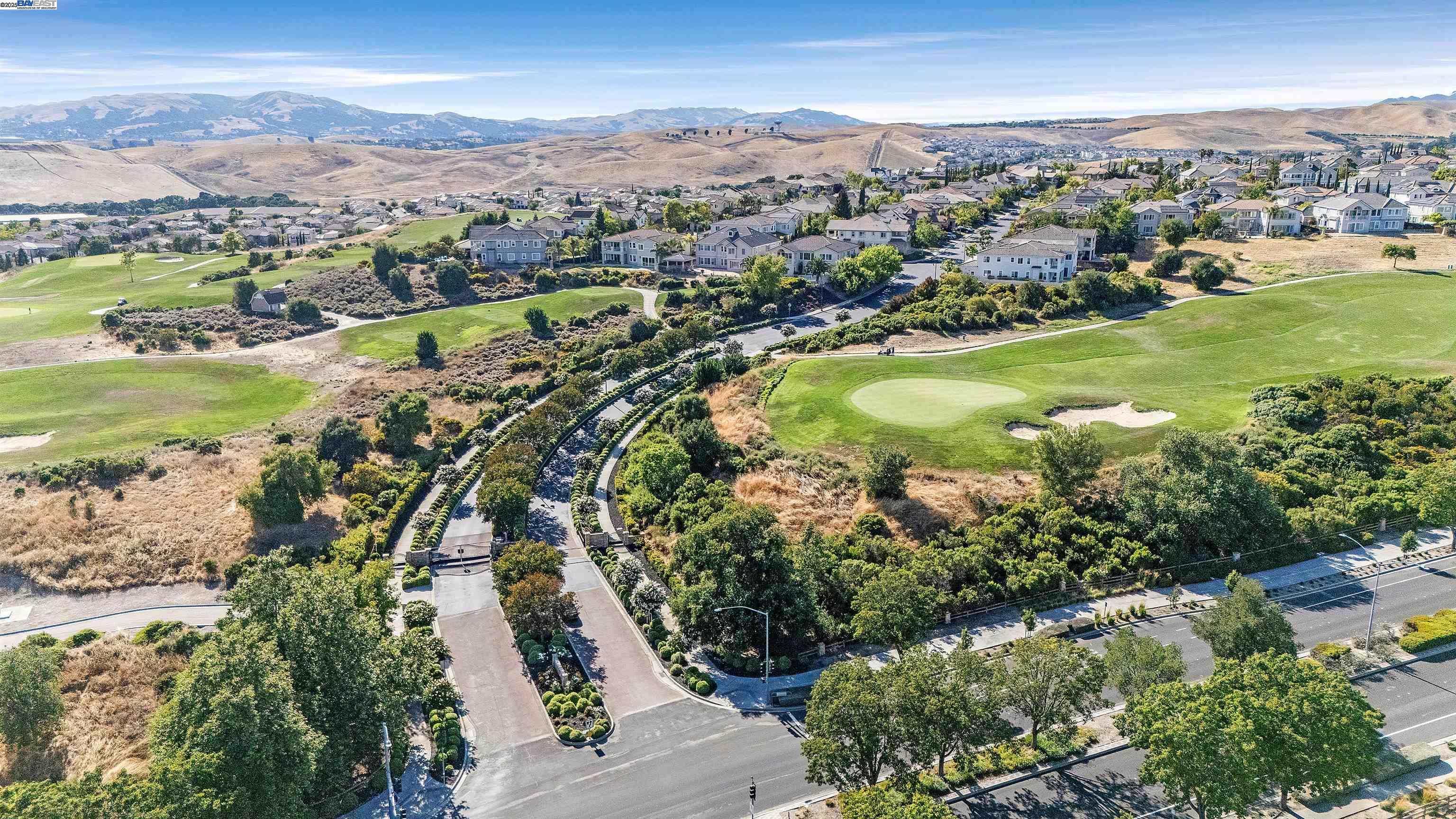 Detail Gallery Image 45 of 49 For 6013 Kingsmill Ter, Dublin,  CA 94568 - 5 Beds | 5/1 Baths