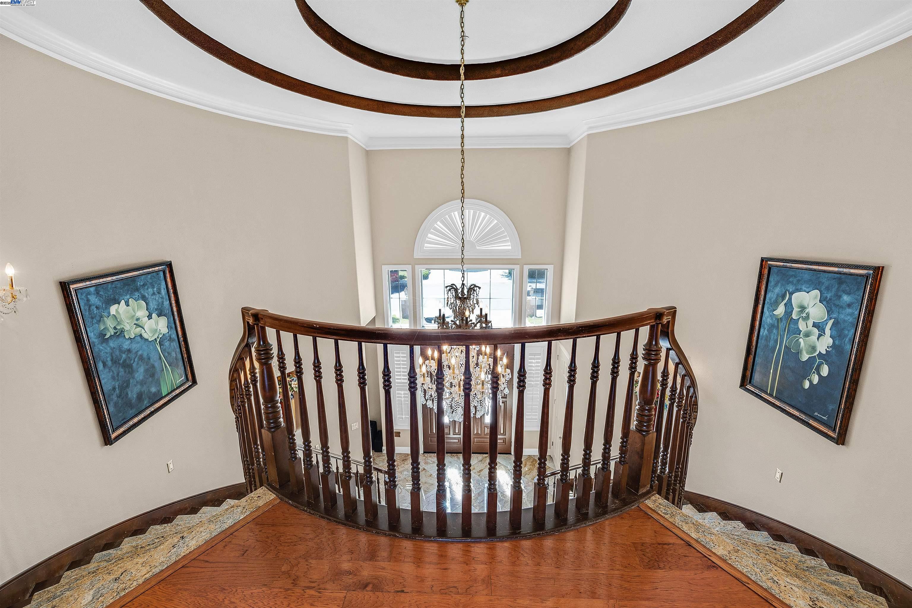 Detail Gallery Image 7 of 49 For 6013 Kingsmill Ter, Dublin,  CA 94568 - 5 Beds | 5/1 Baths