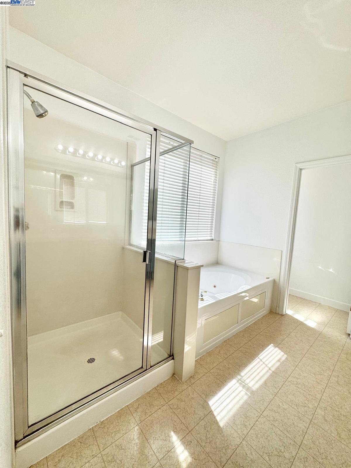Detail Gallery Image 13 of 34 For 9516 Sarazen Ct, Patterson,  CA 95363 - 4 Beds | 3/1 Baths