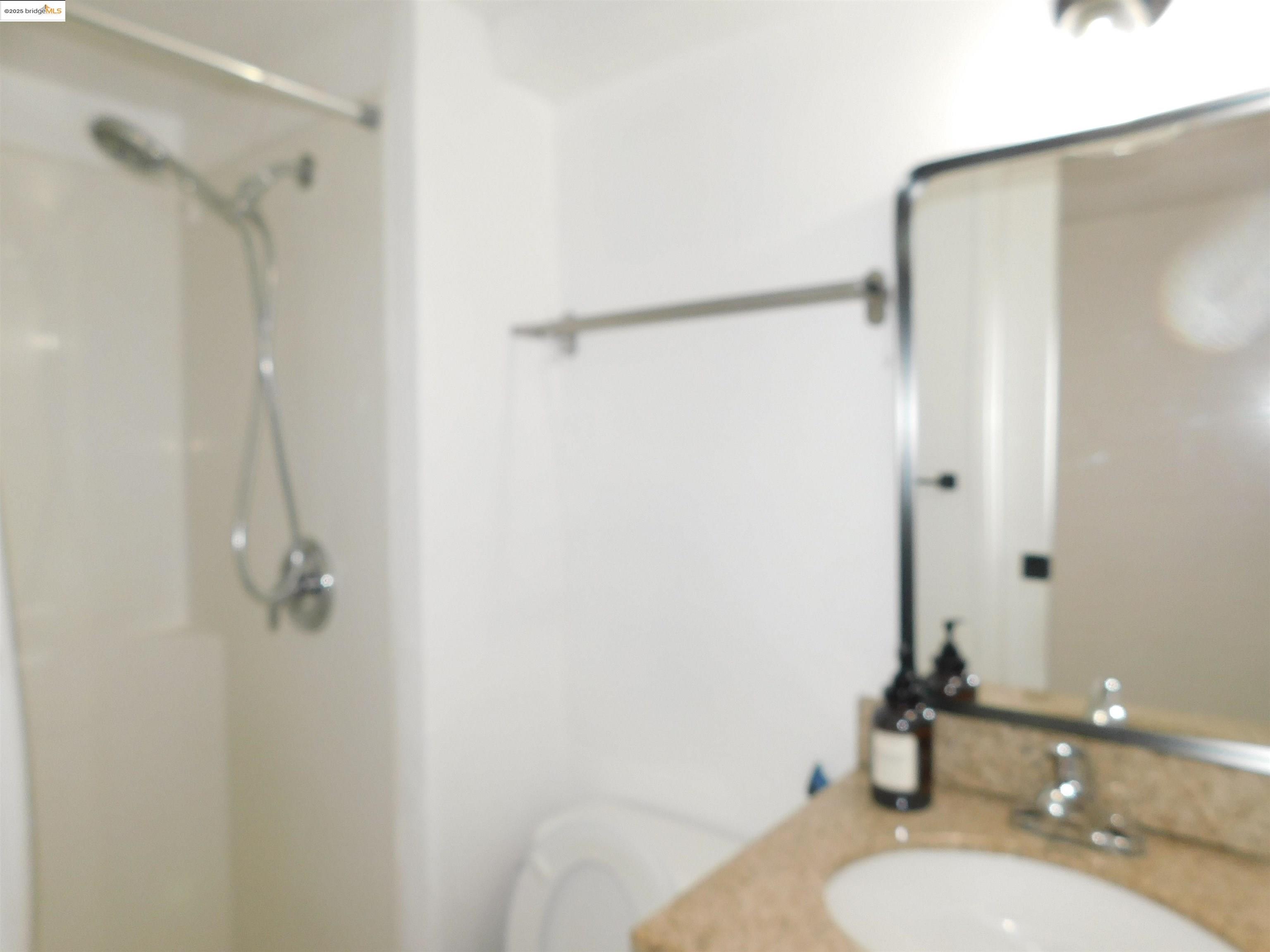 Detail Gallery Image 23 of 31 For 391 Imperial Dr, Pacifica,  CA 94044 - 5 Beds | 3 Baths