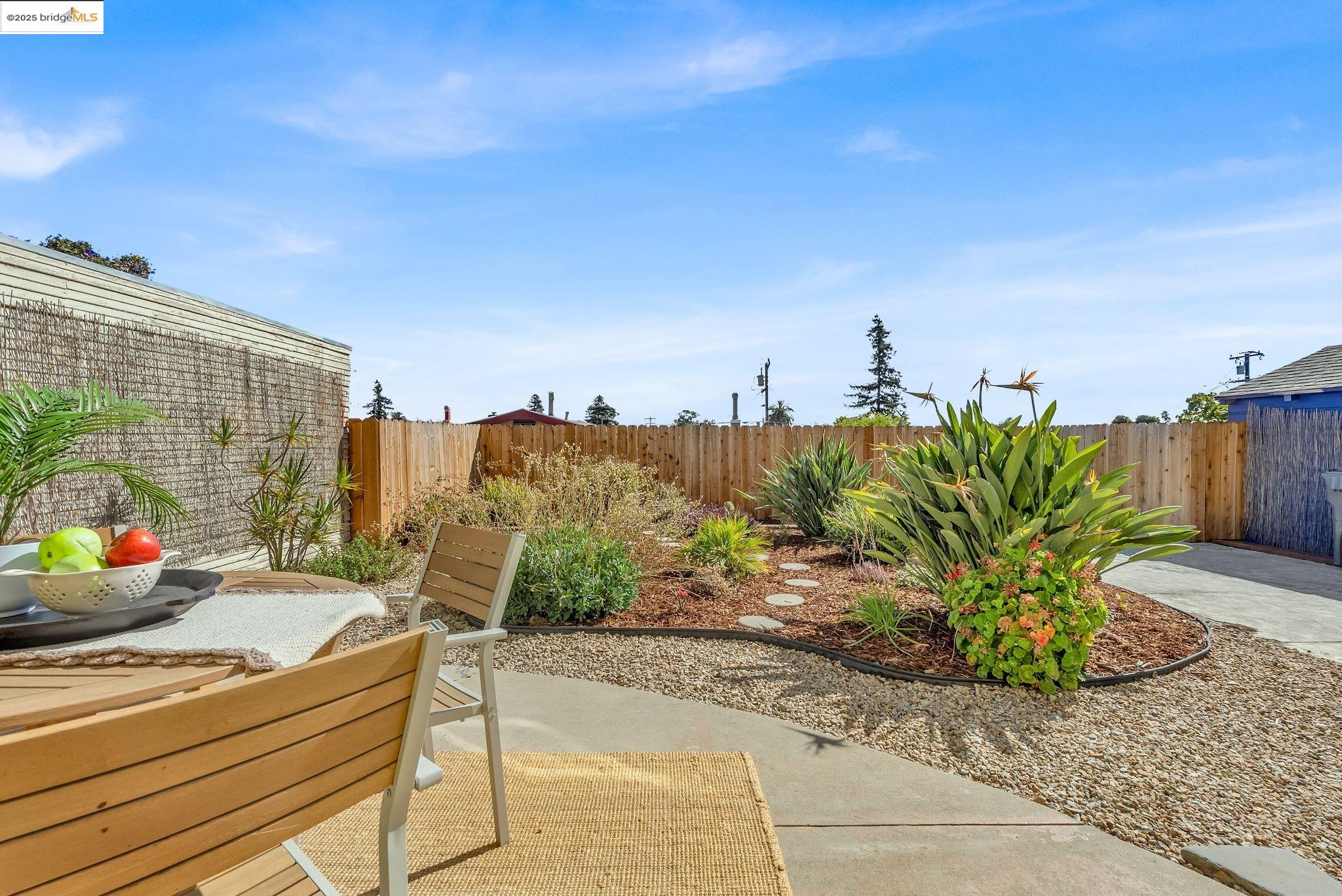 Detail Gallery Image 29 of 44 For 6141 Mauritania Ave, Oakland,  CA 94605 - 2 Beds | 1 Baths