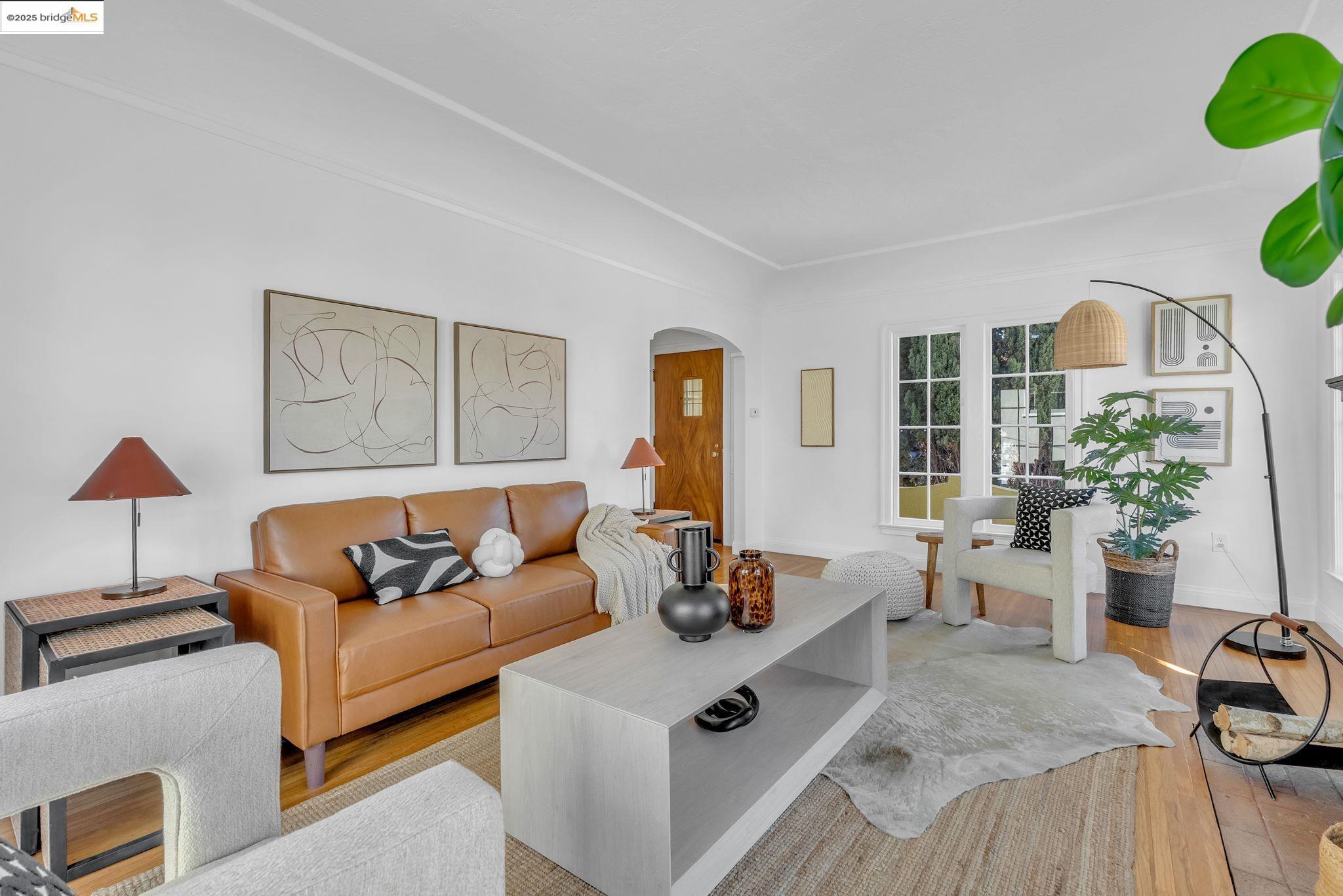 Detail Gallery Image 6 of 44 For 6141 Mauritania Ave, Oakland,  CA 94605 - 2 Beds | 1 Baths