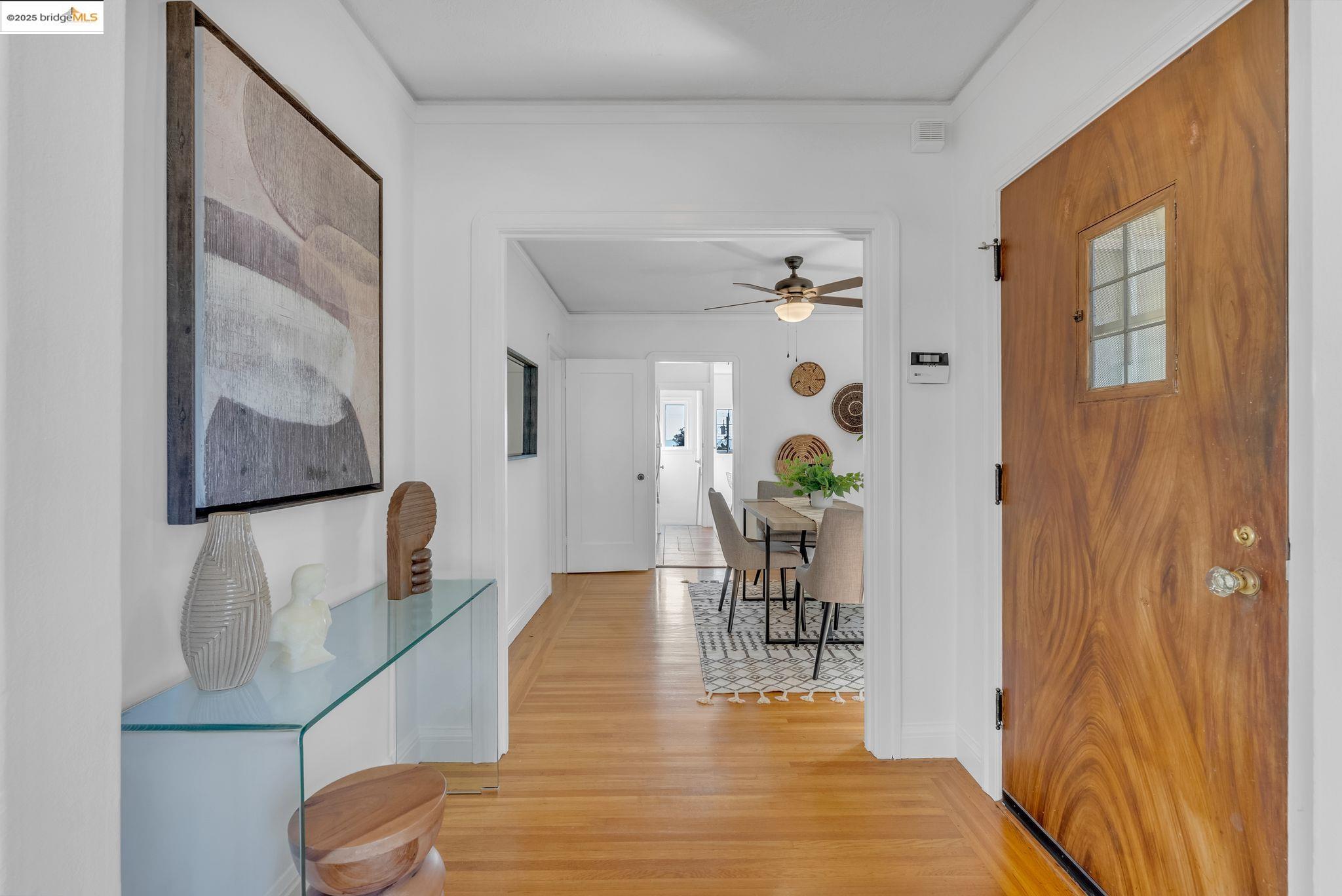 Detail Gallery Image 7 of 44 For 6141 Mauritania Ave, Oakland,  CA 94605 - 2 Beds | 1 Baths