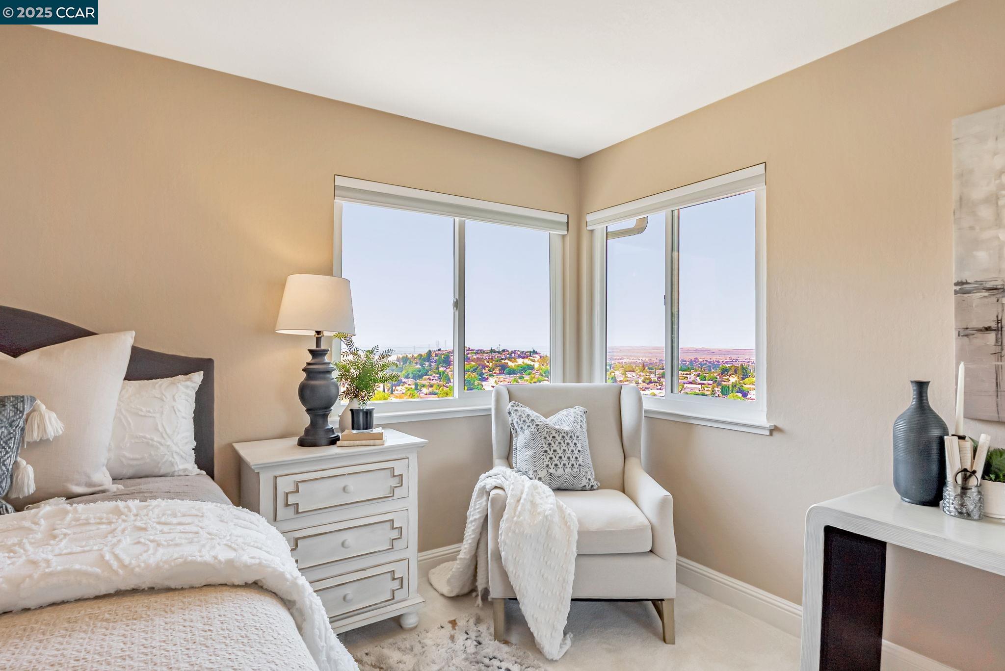 Detail Gallery Image 21 of 49 For 166 Encinal Pl, Pittsburg,  CA 94565 - 4 Beds | 2/1 Baths
