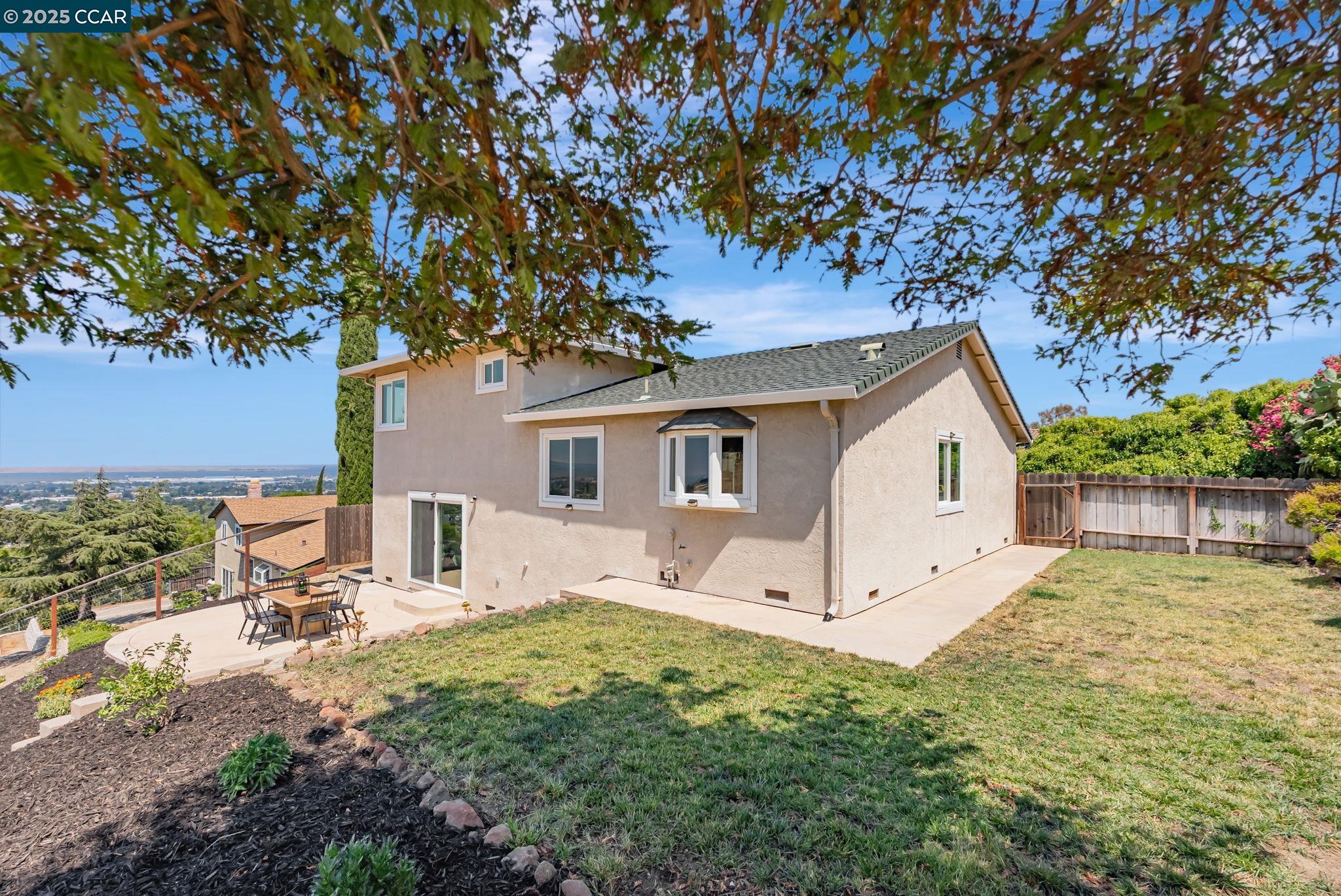Detail Gallery Image 37 of 49 For 166 Encinal Pl, Pittsburg,  CA 94565 - 4 Beds | 2/1 Baths