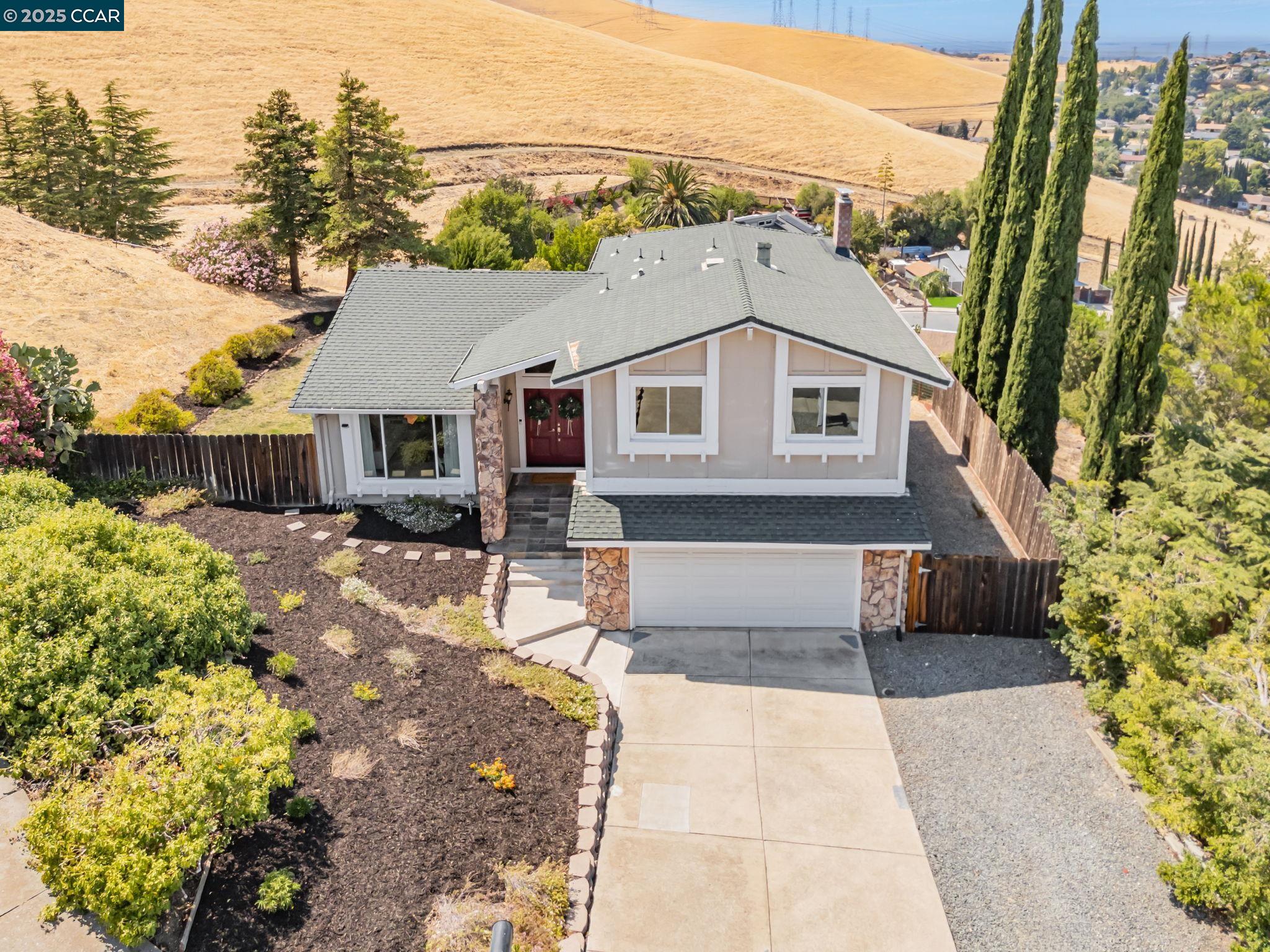Detail Gallery Image 38 of 49 For 166 Encinal Pl, Pittsburg,  CA 94565 - 4 Beds | 2/1 Baths