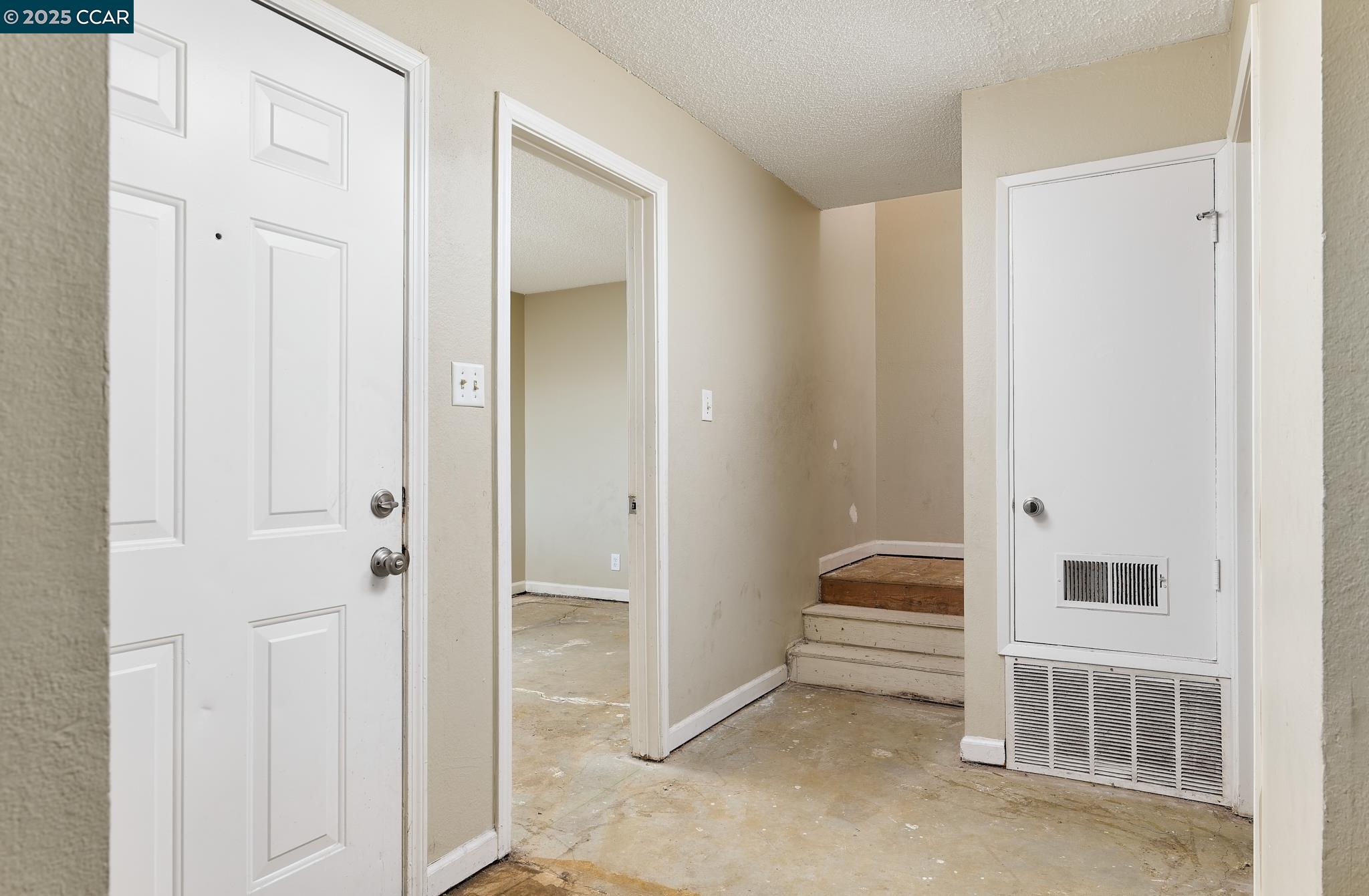 Detail Gallery Image 17 of 21 For 1728 Linden Pl, Antioch,  CA 94509 - 4 Beds | 2/1 Baths