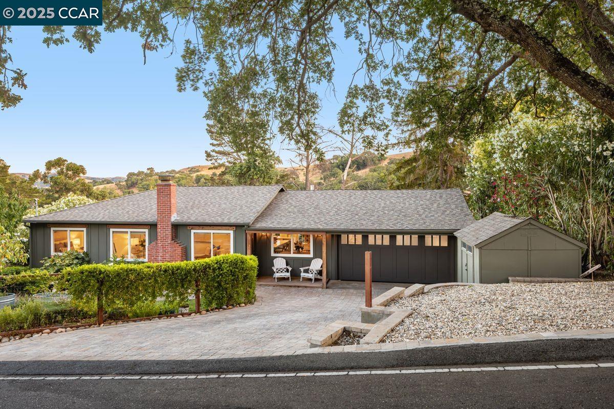 3319 Sweet Dr